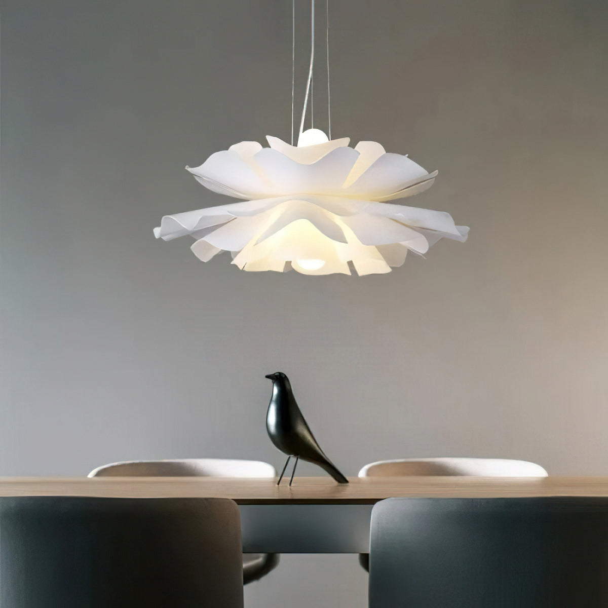Oakin Lotus Pendant Light