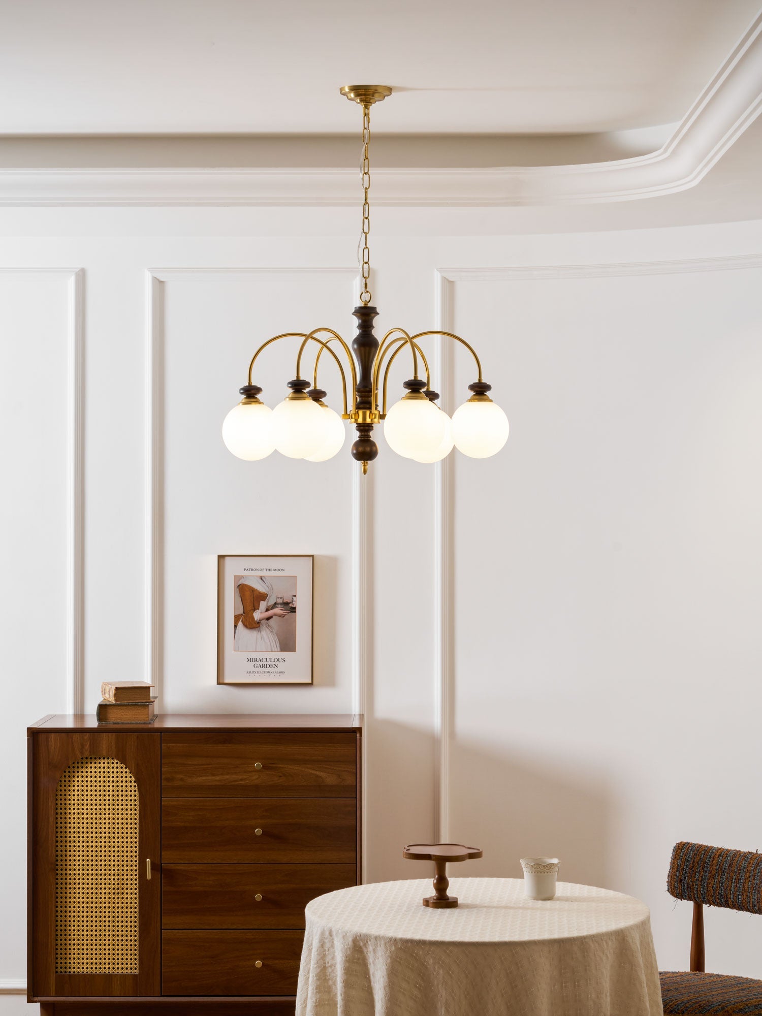 Wynre Classic Chandelier