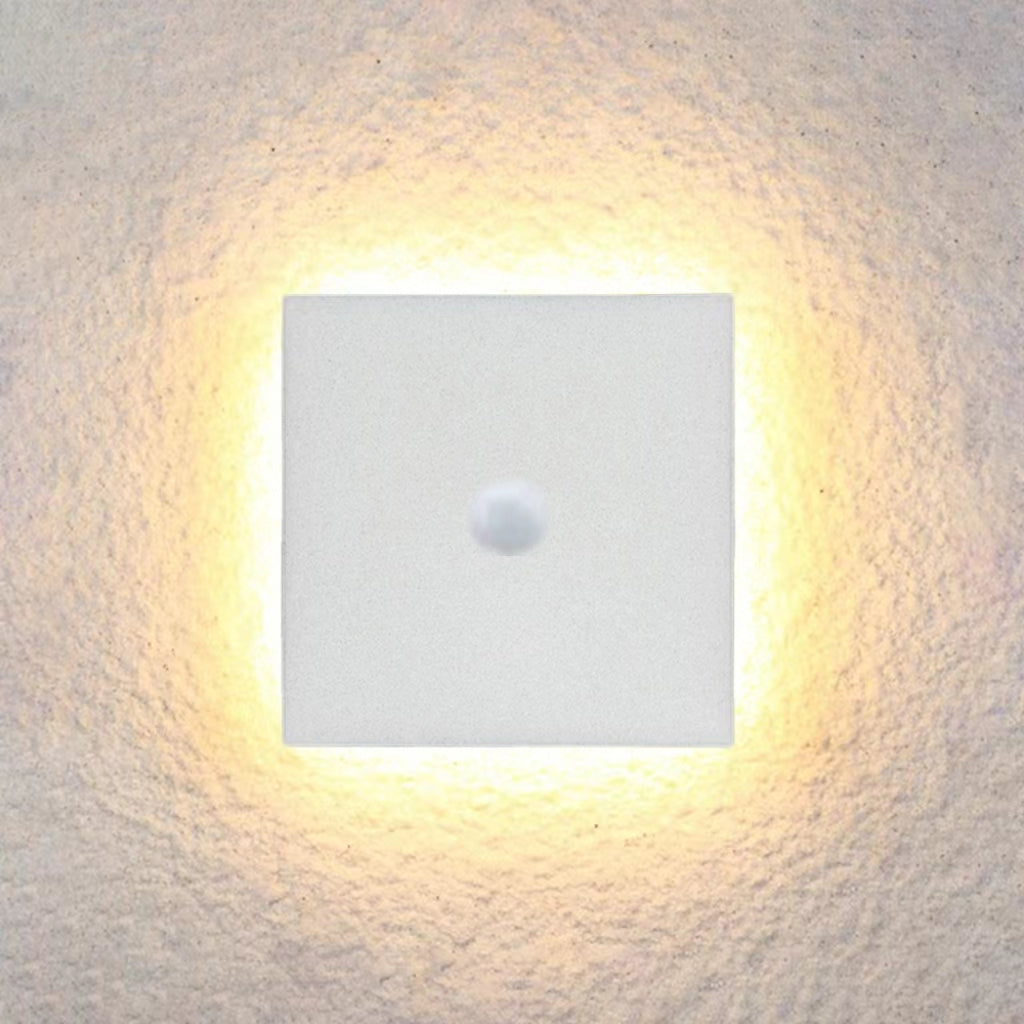 Axanson Outdoor Wall Light