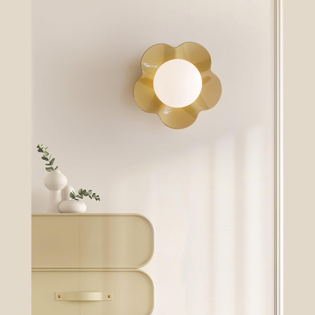 Marmar Flower Wall Light