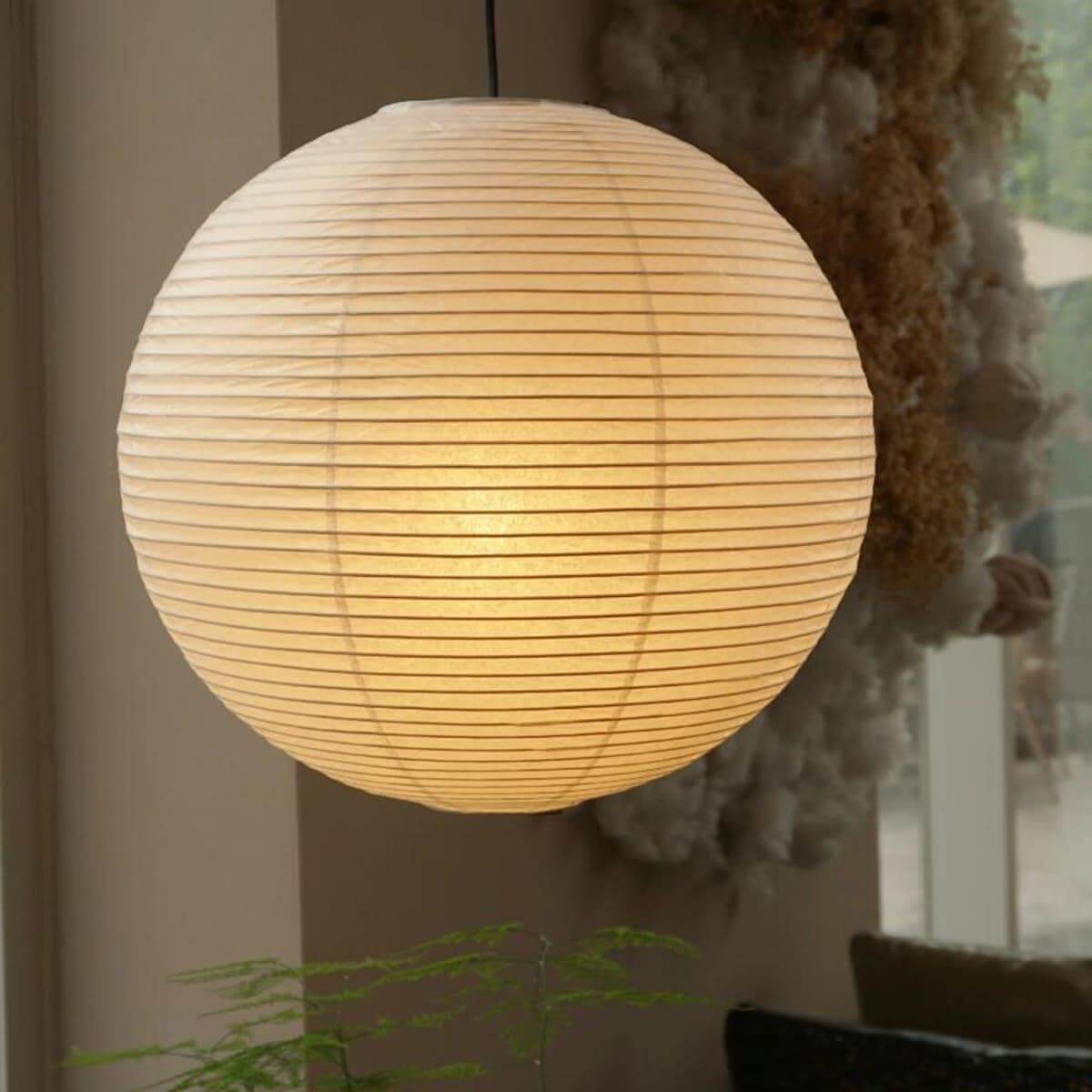 Noavo Globe Pendant Light