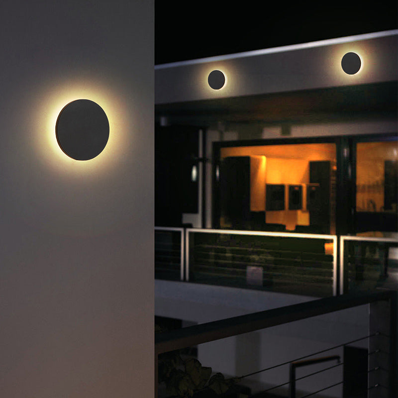 Axanson Outdoor Wall Light