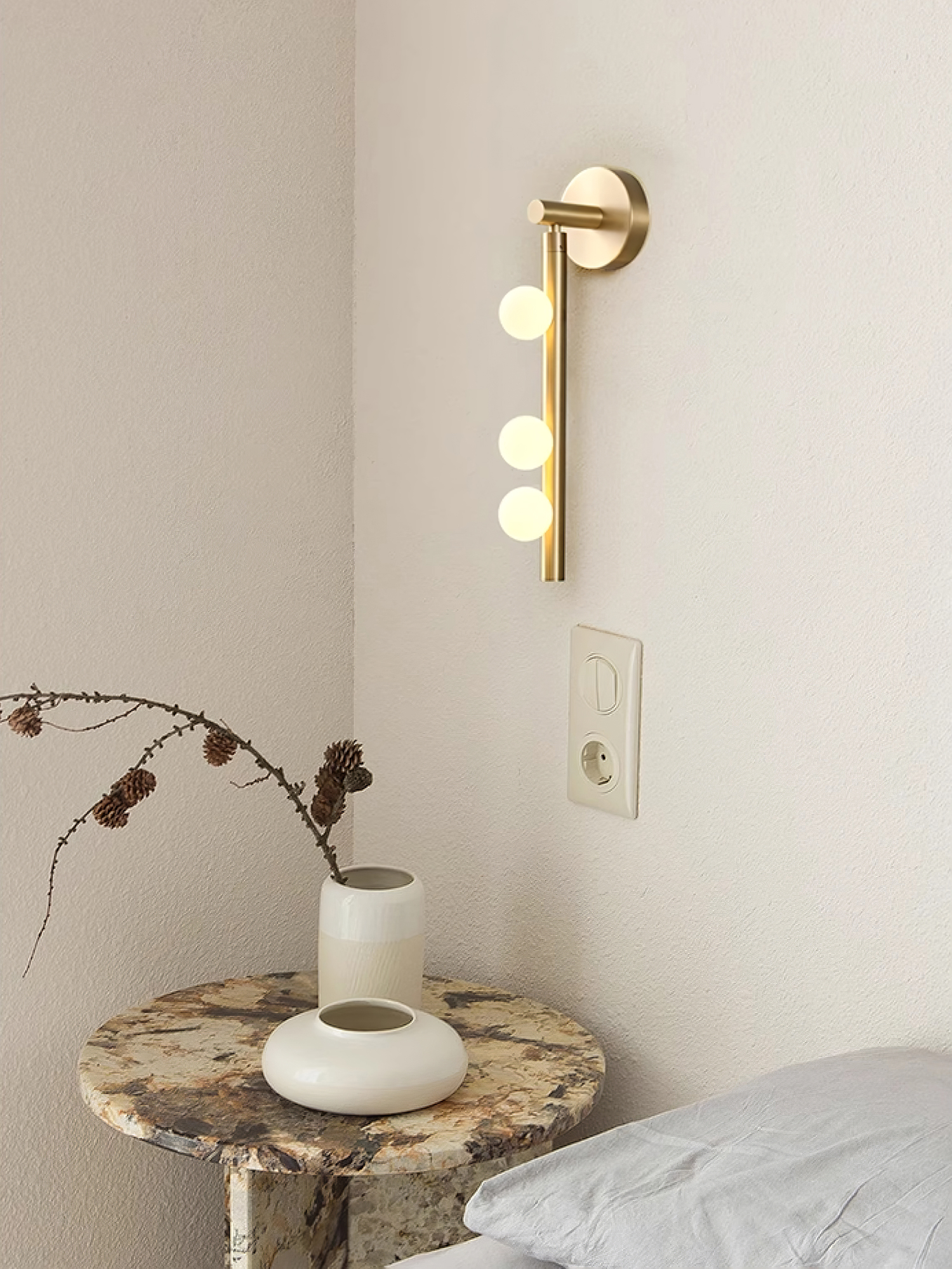 Koiafe Tube Wall Light