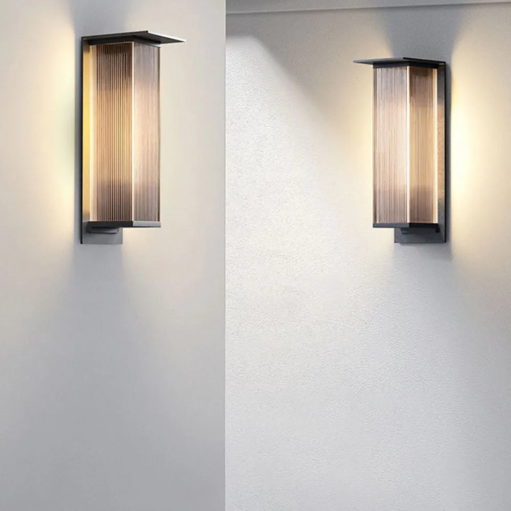 Nolmilen Outdoor Wall Light