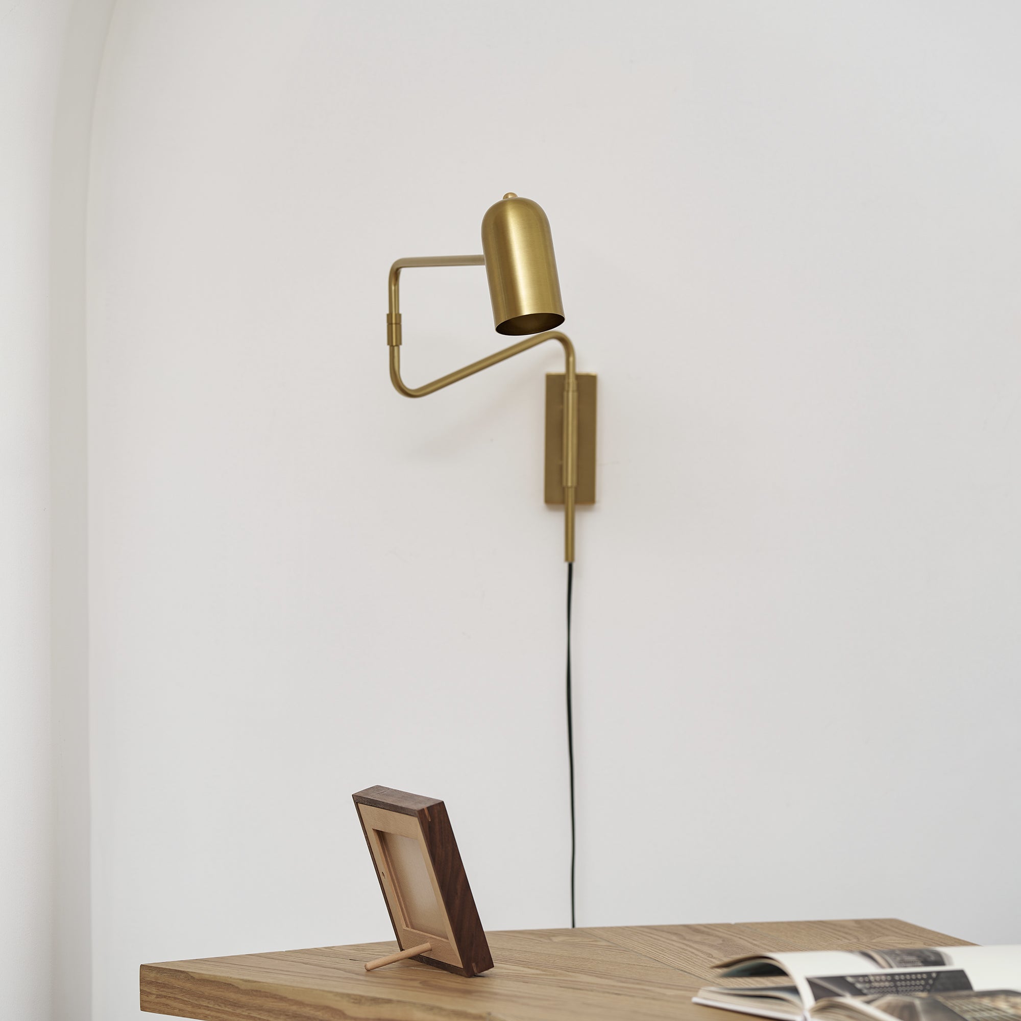 Paxdenko Adjustable Wall Light