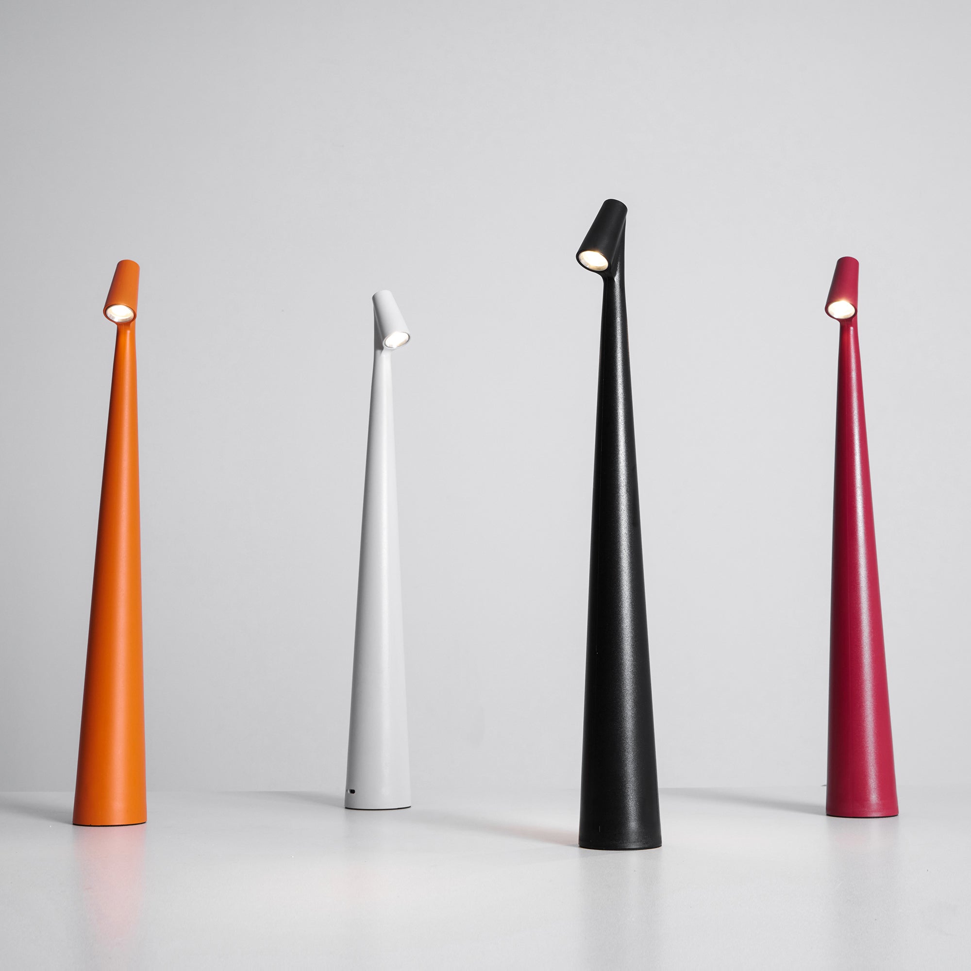 Junoio Table Lamp