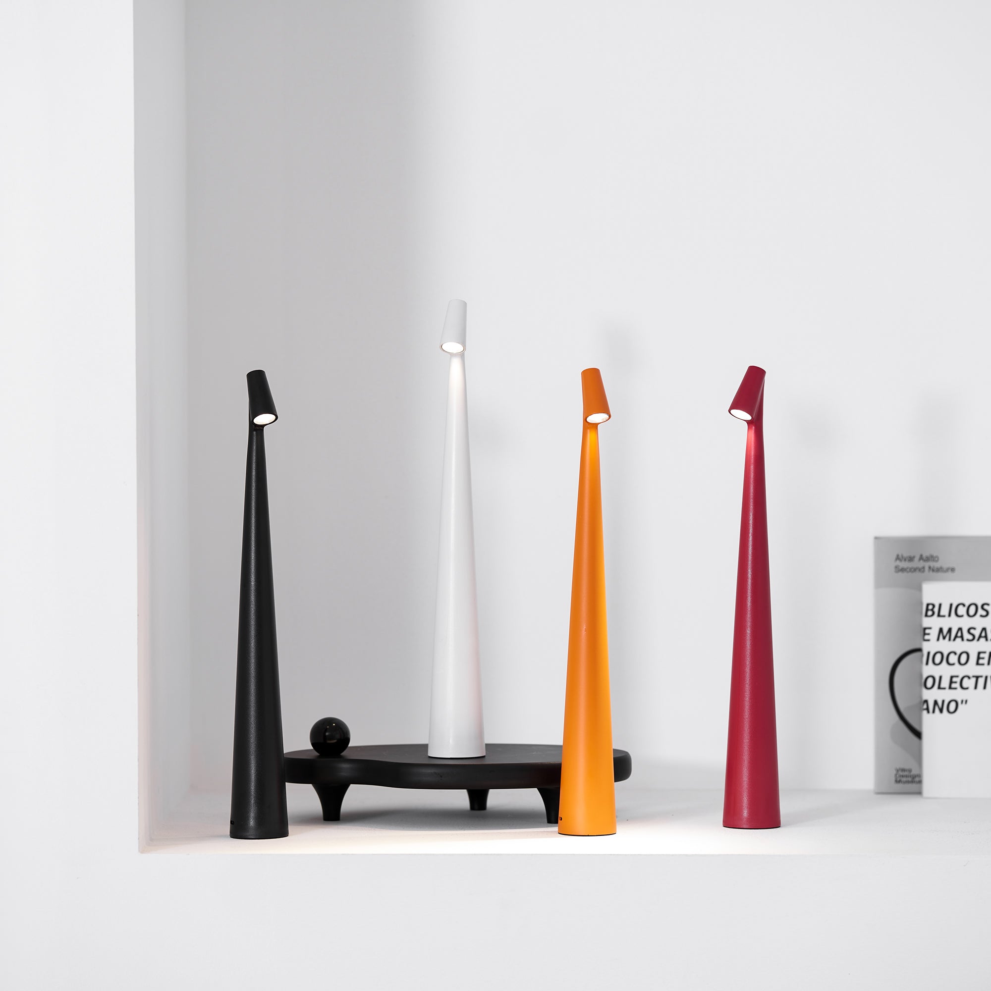 Junoio Table Lamp