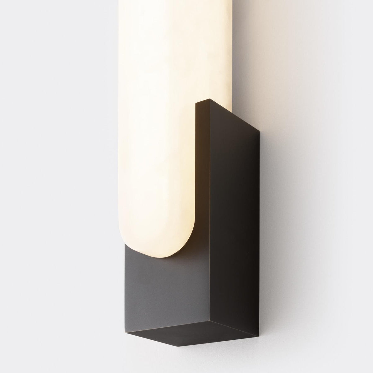 Agatha Alabaster Wall Lamp – detail 11