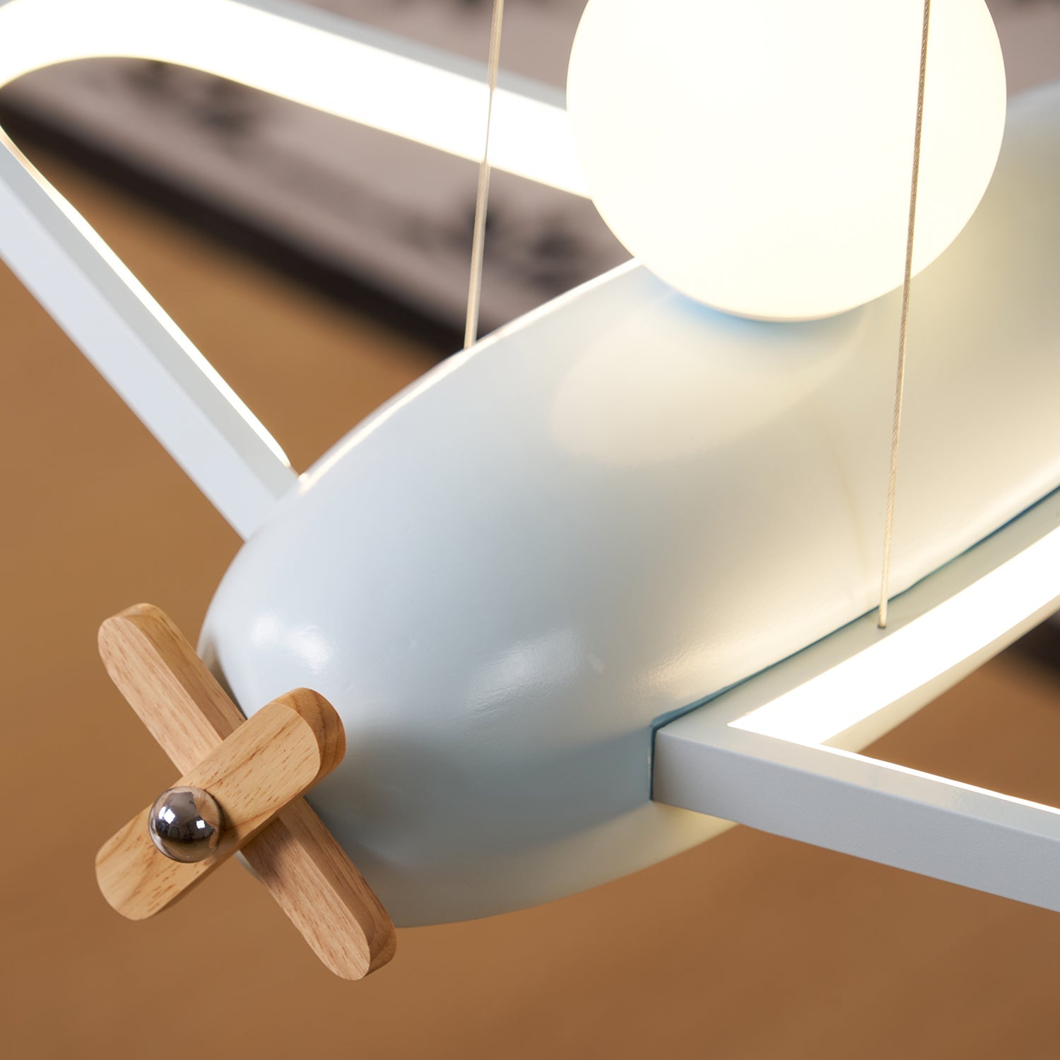 Emlo Airplane Pendant Light