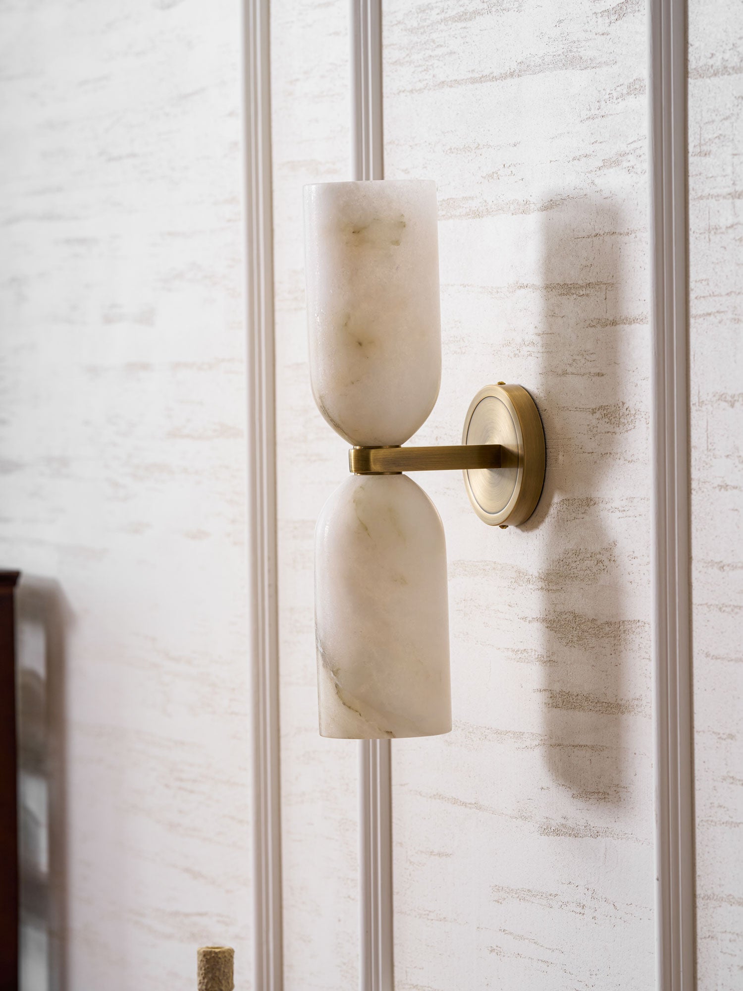 Liova Alabaster Wall Light