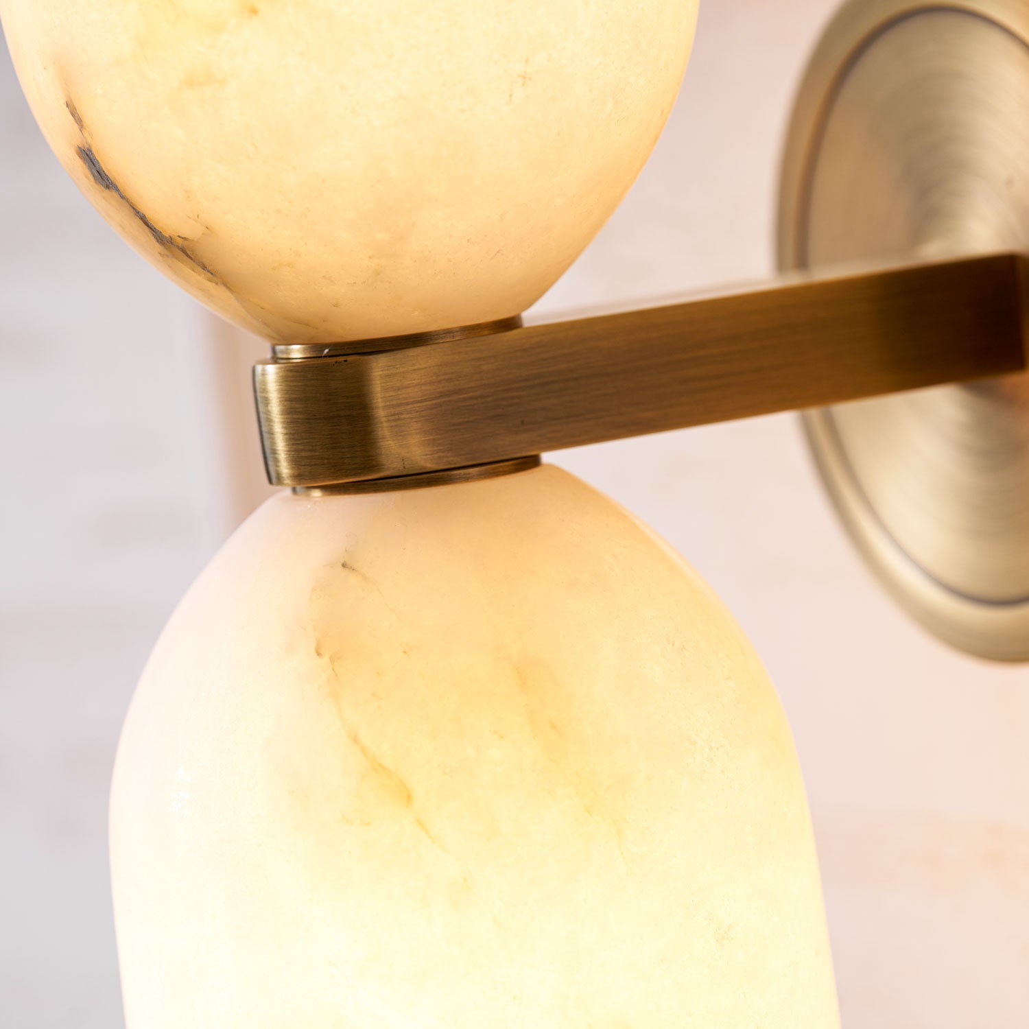 Liova Alabaster Wall Light