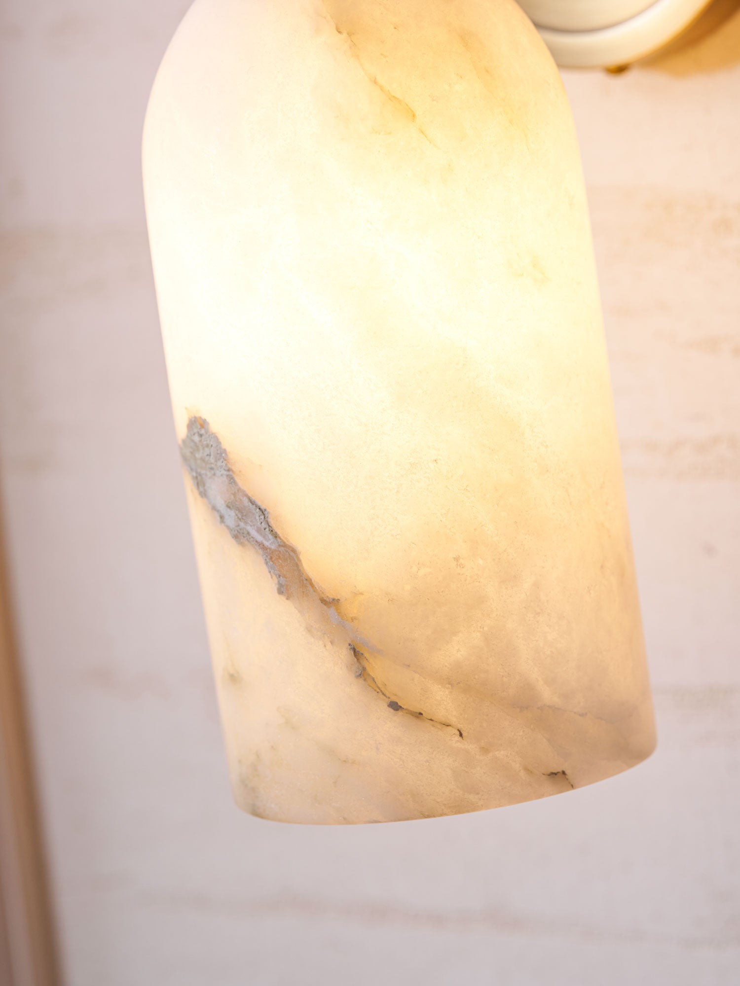 Liova Alabaster Wall Light