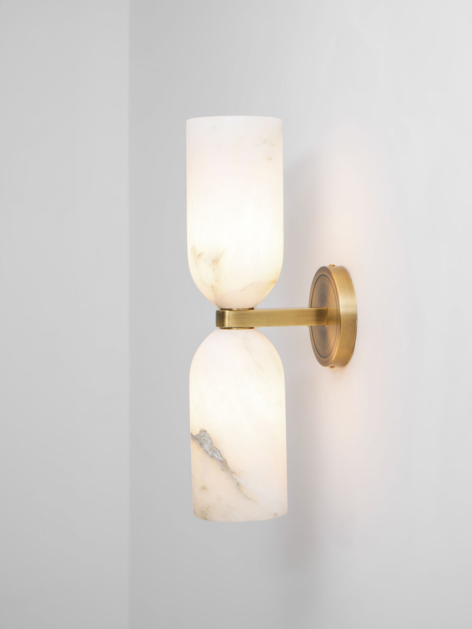 Liova Alabaster Wall Light