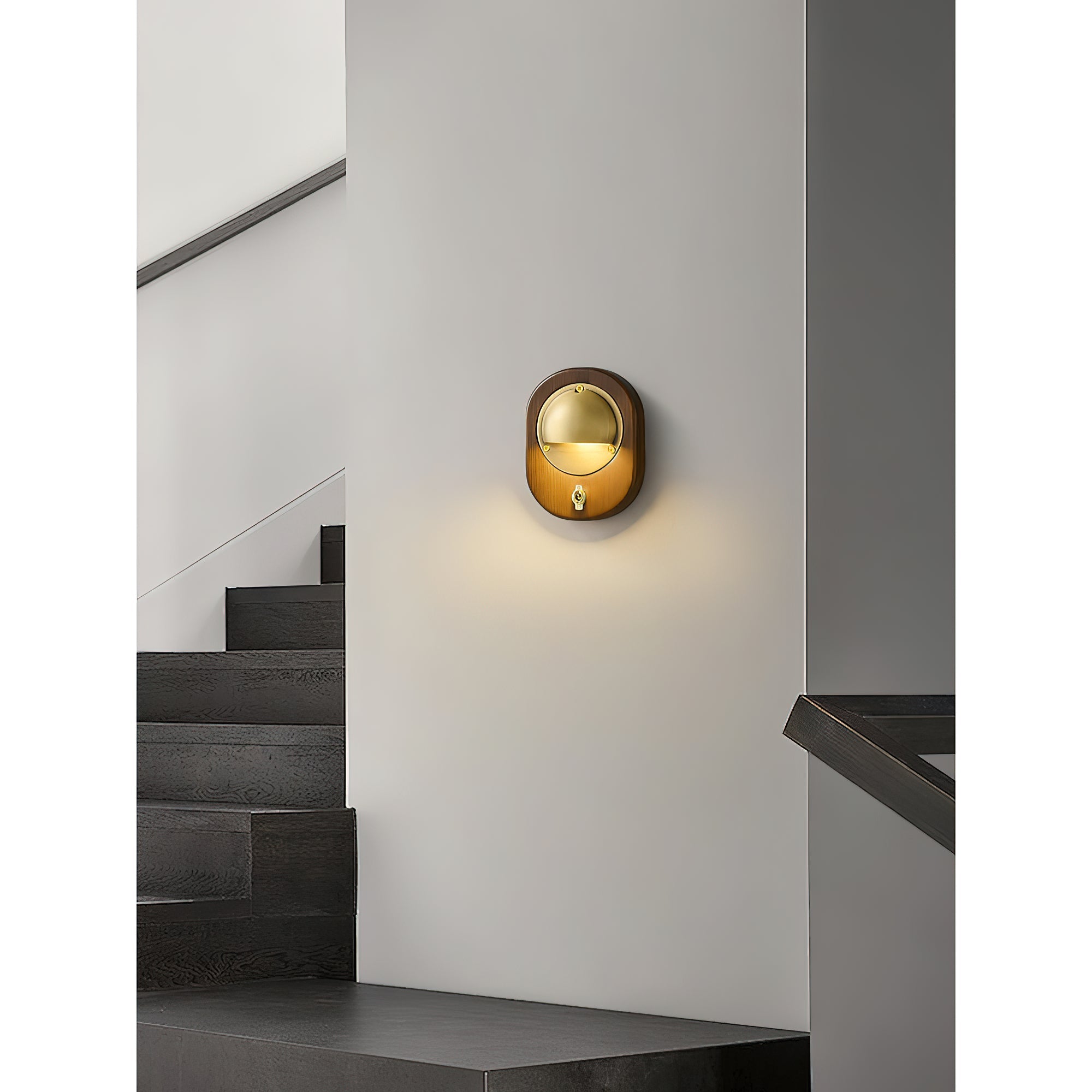 Mirawell Wall Light
