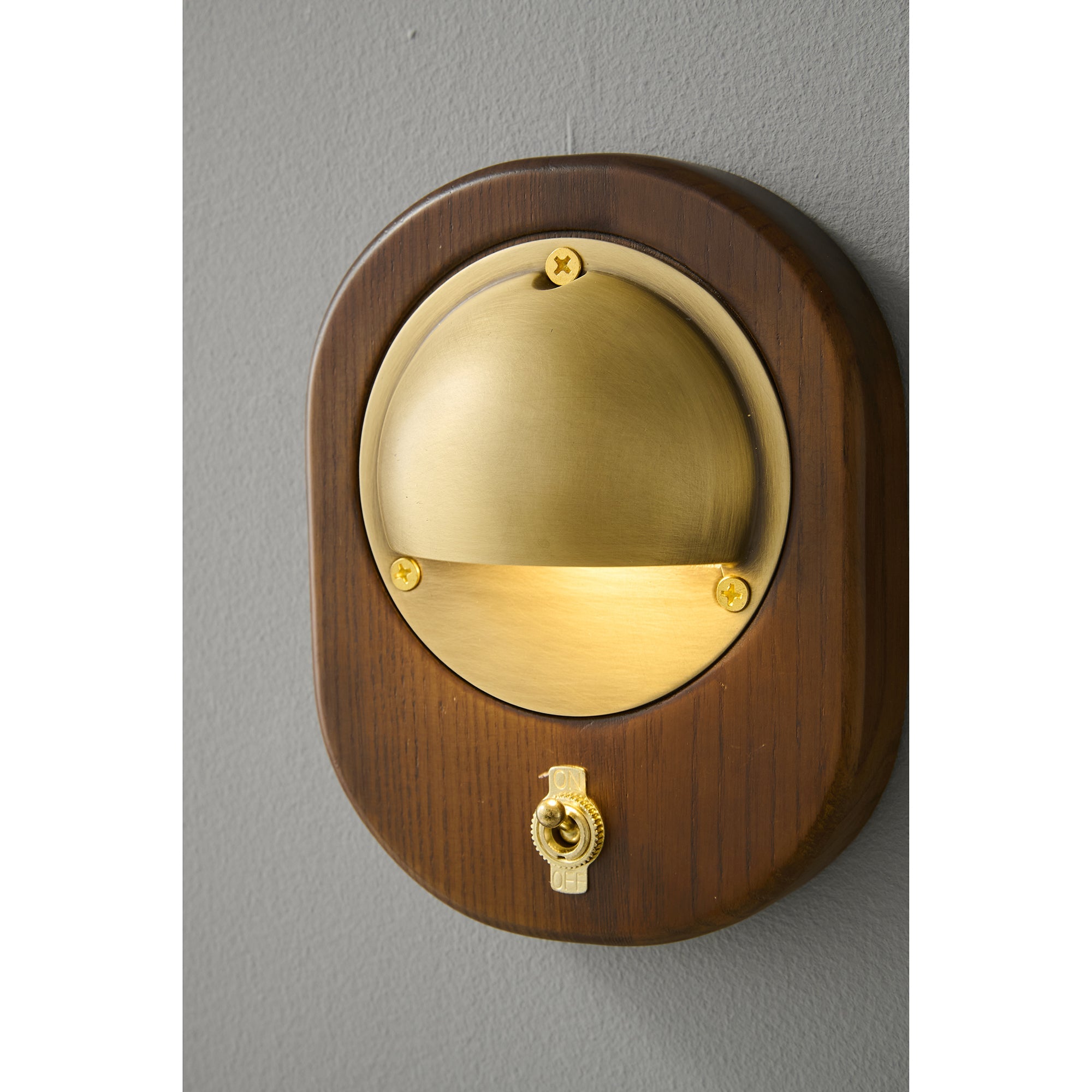 Mirawell Wall Light