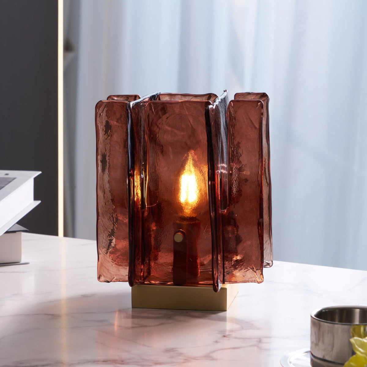 Amber Building Block Table Lamp – detail 2