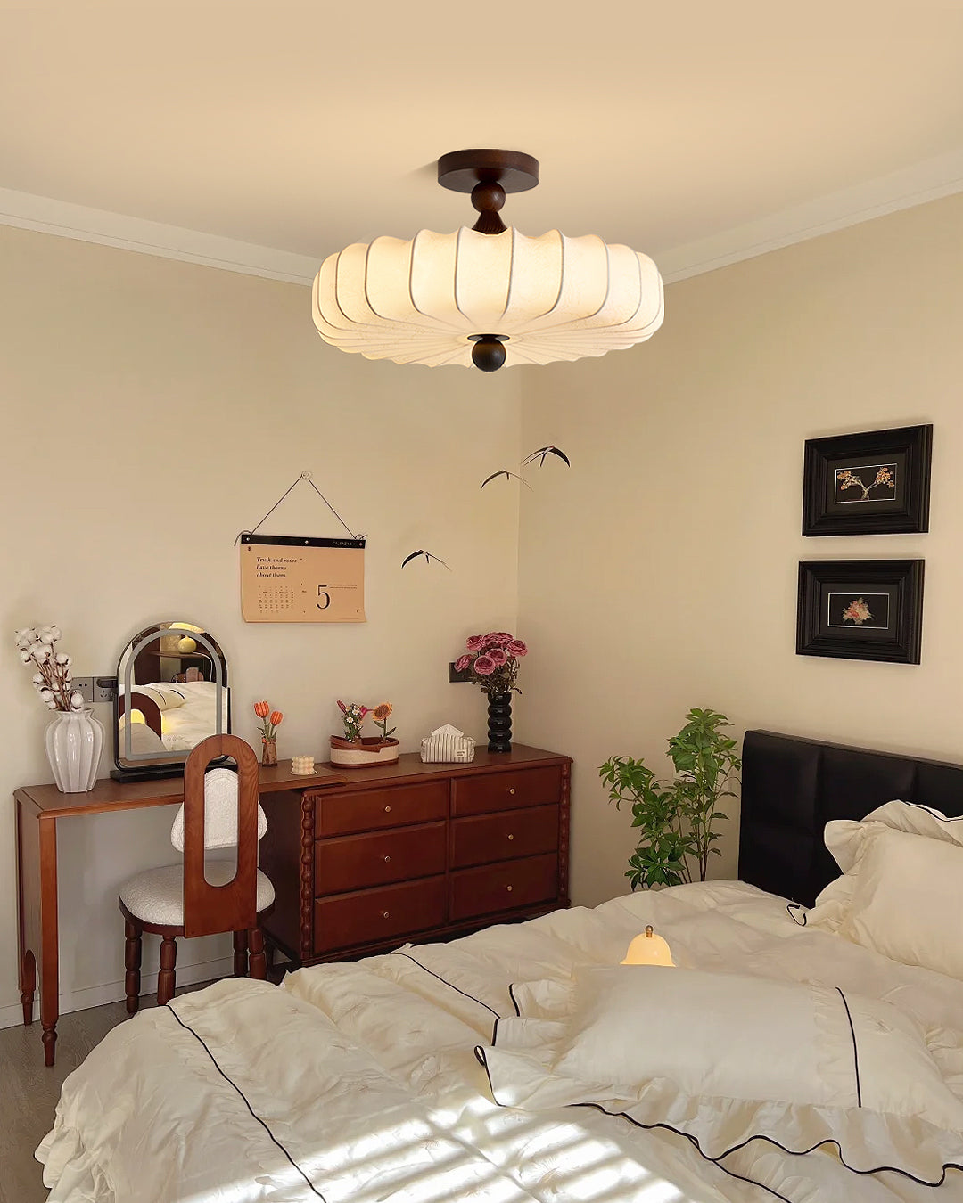 Tavolira Ceiling Light