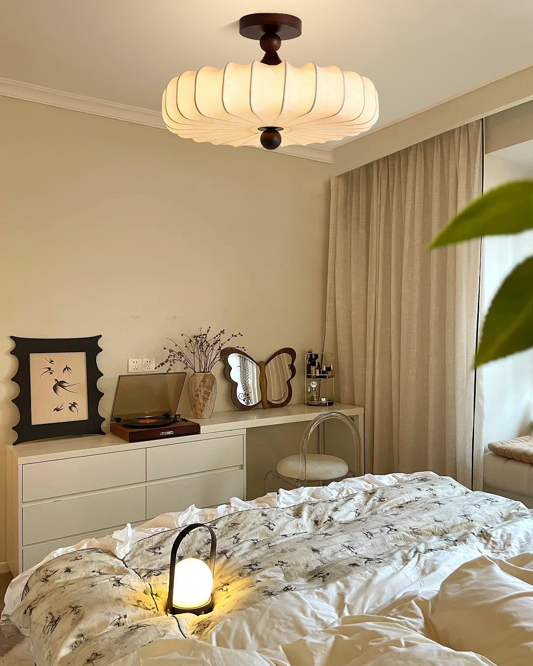 Tavolira Ceiling Light