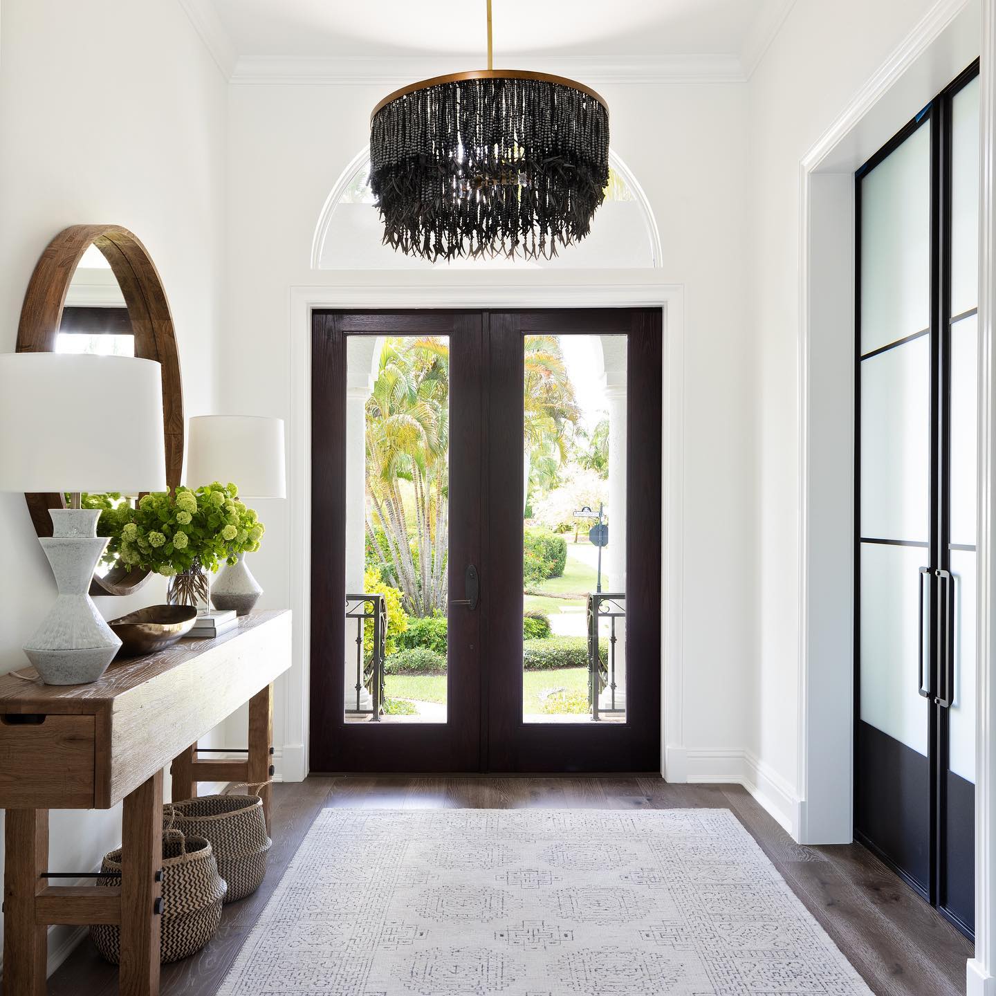 Delar Chandelier