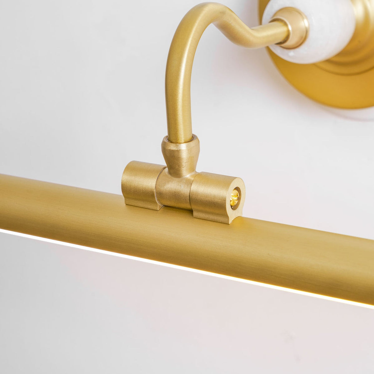 Archer Art Linear Wall Light – detail 34