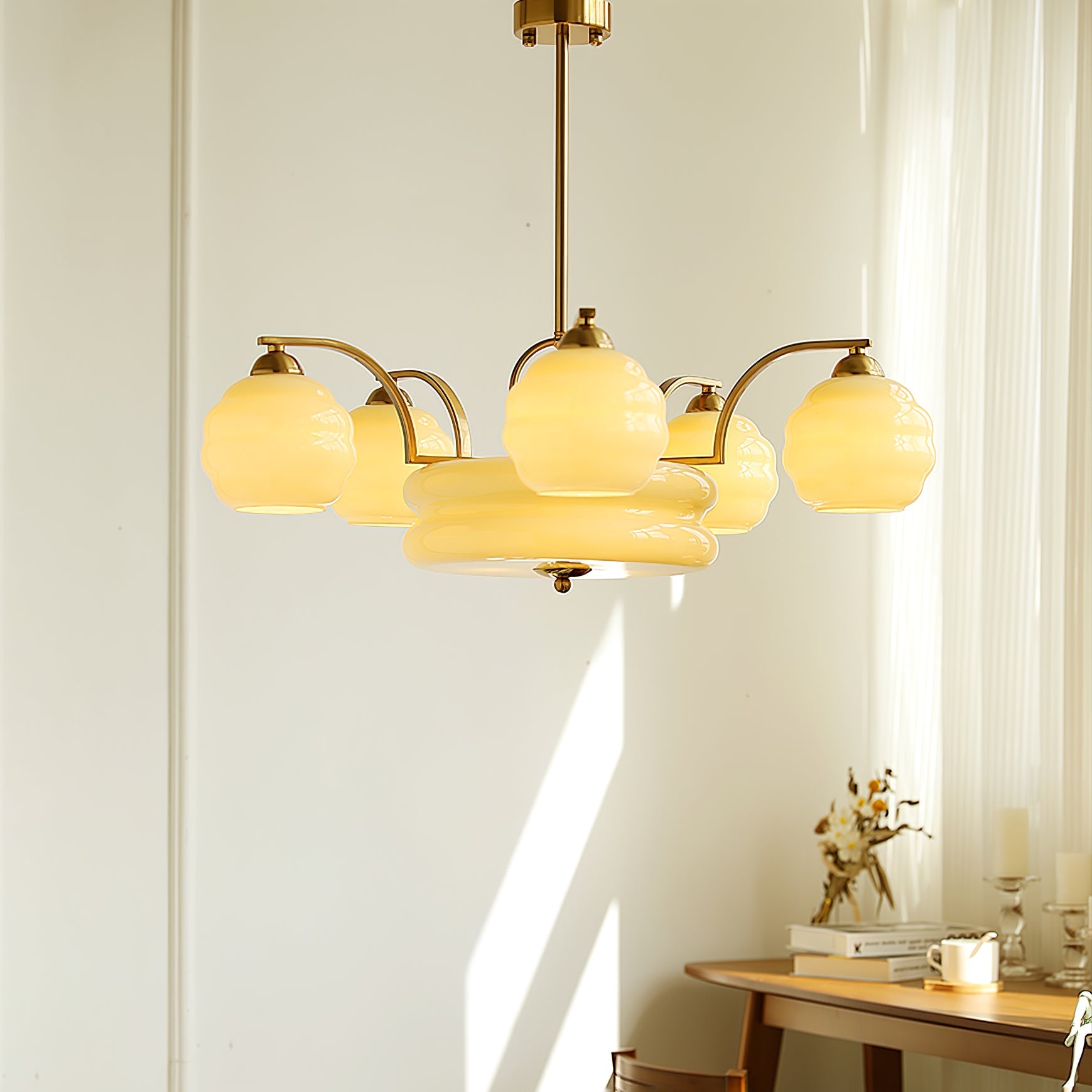 Virolania Vintage Chandelier