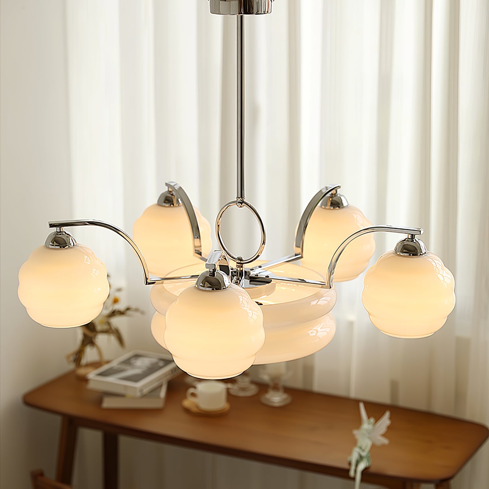 Virolania Vintage Chandelier