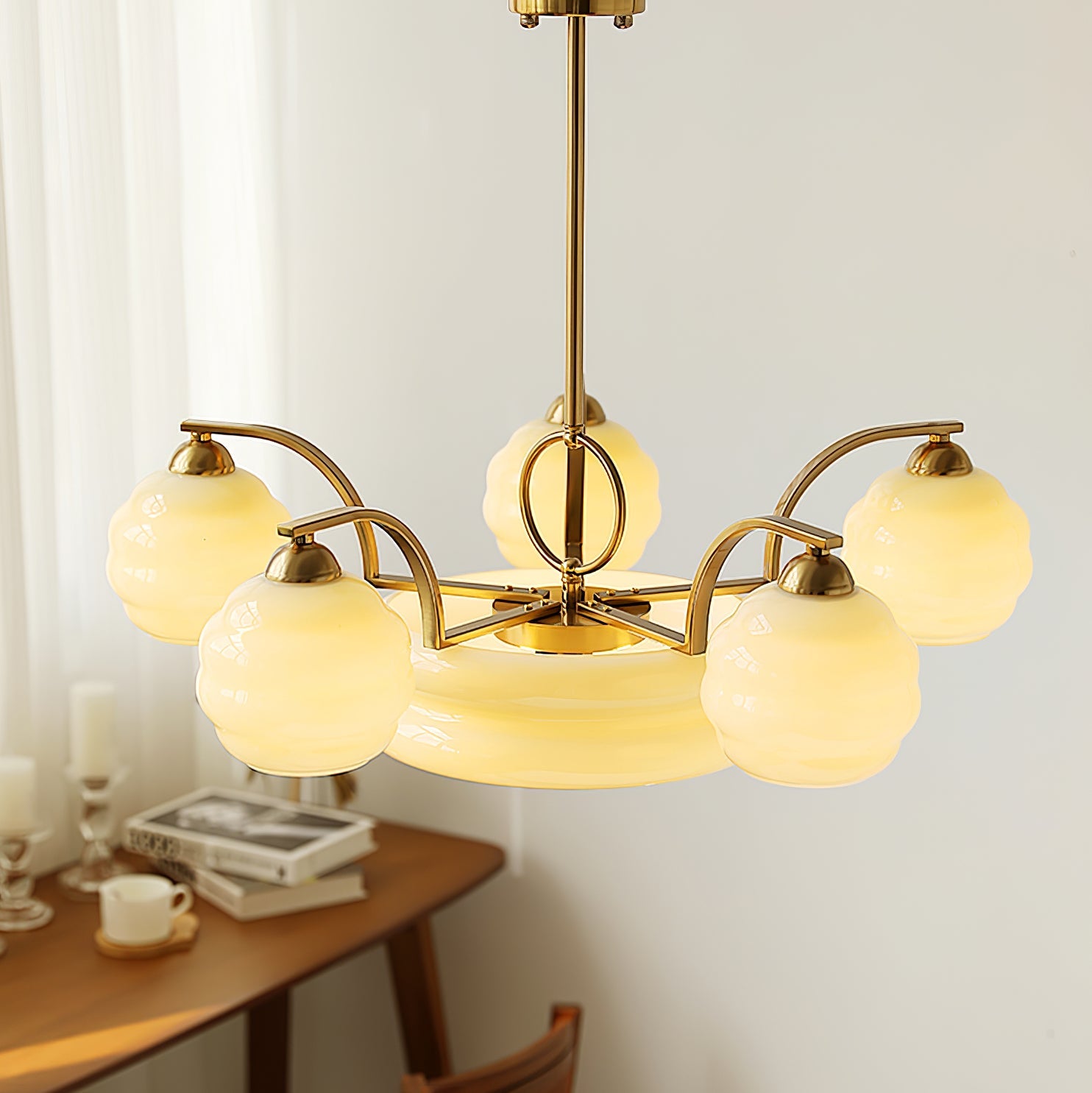 Virolania Vintage Chandelier