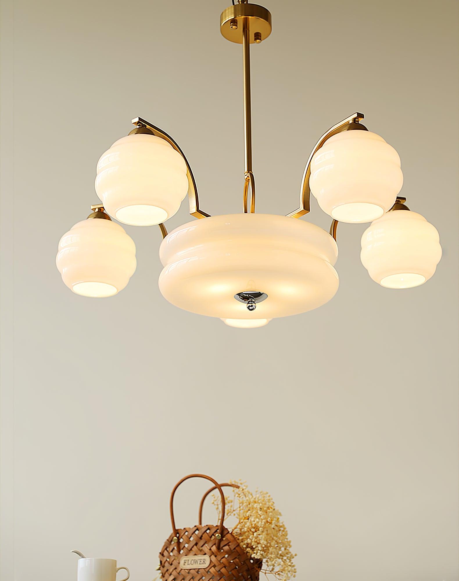 Virolania Vintage Chandelier