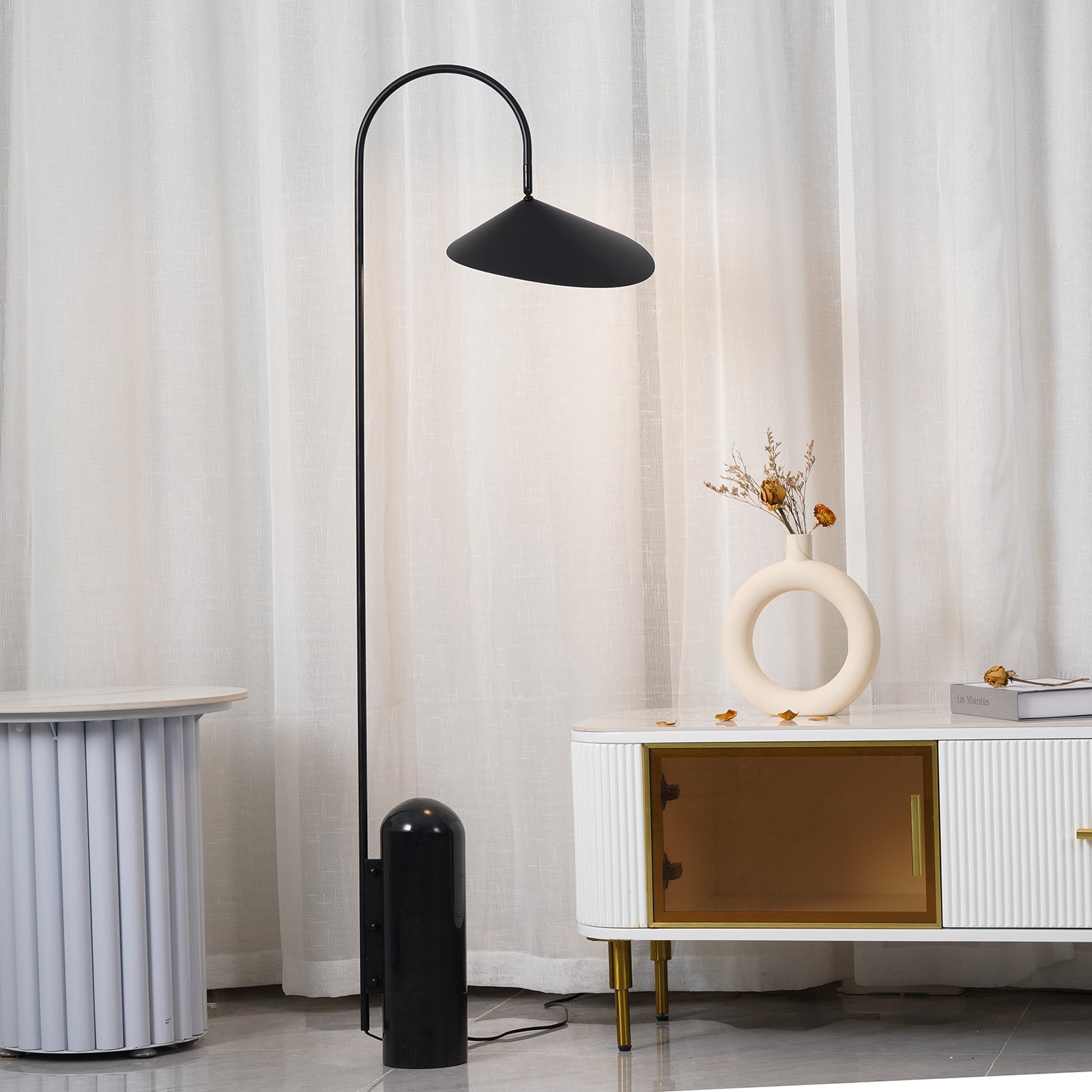 Sageeka Minimalist Floor Lamp