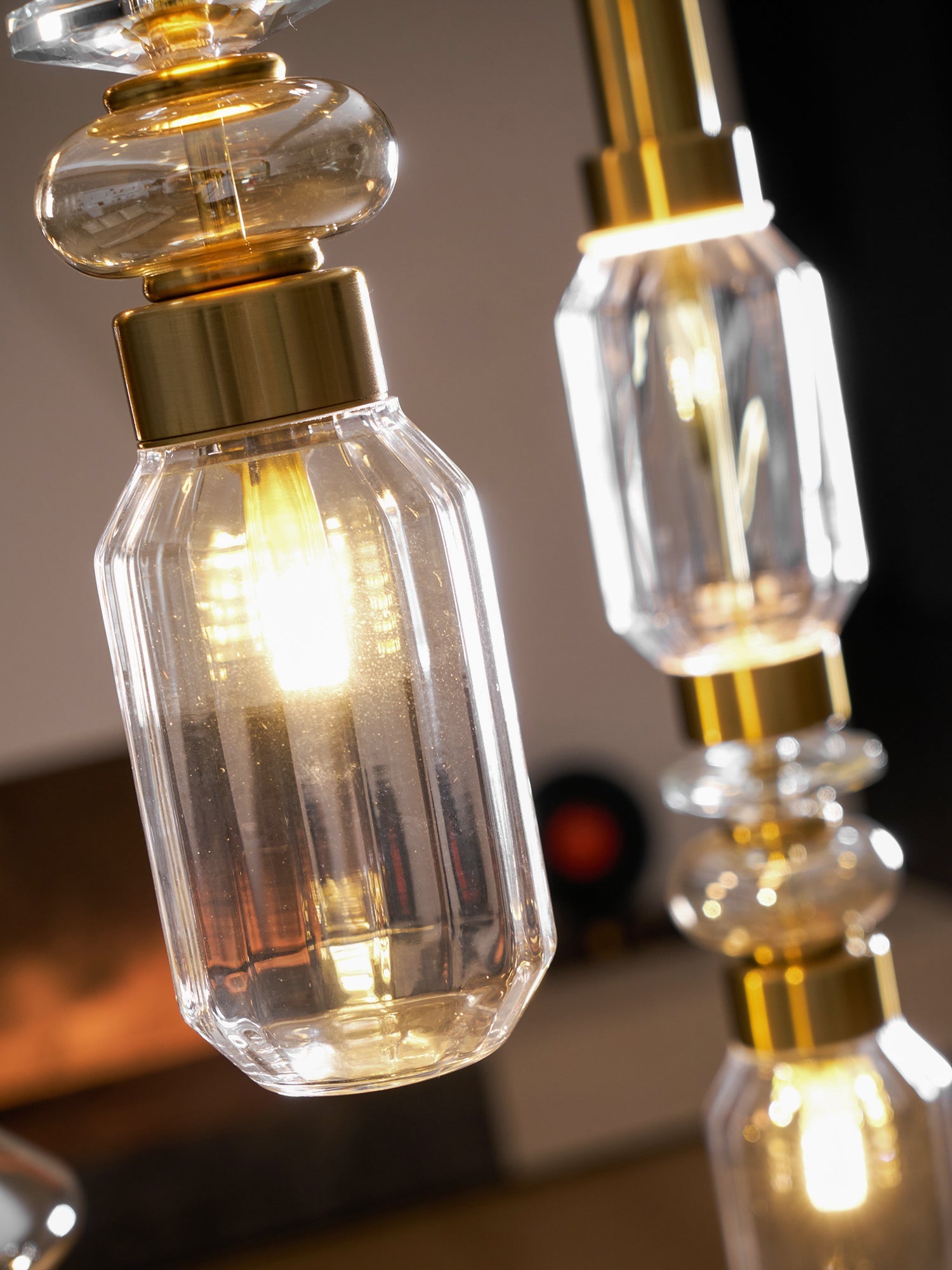 Liomium Pendant Light