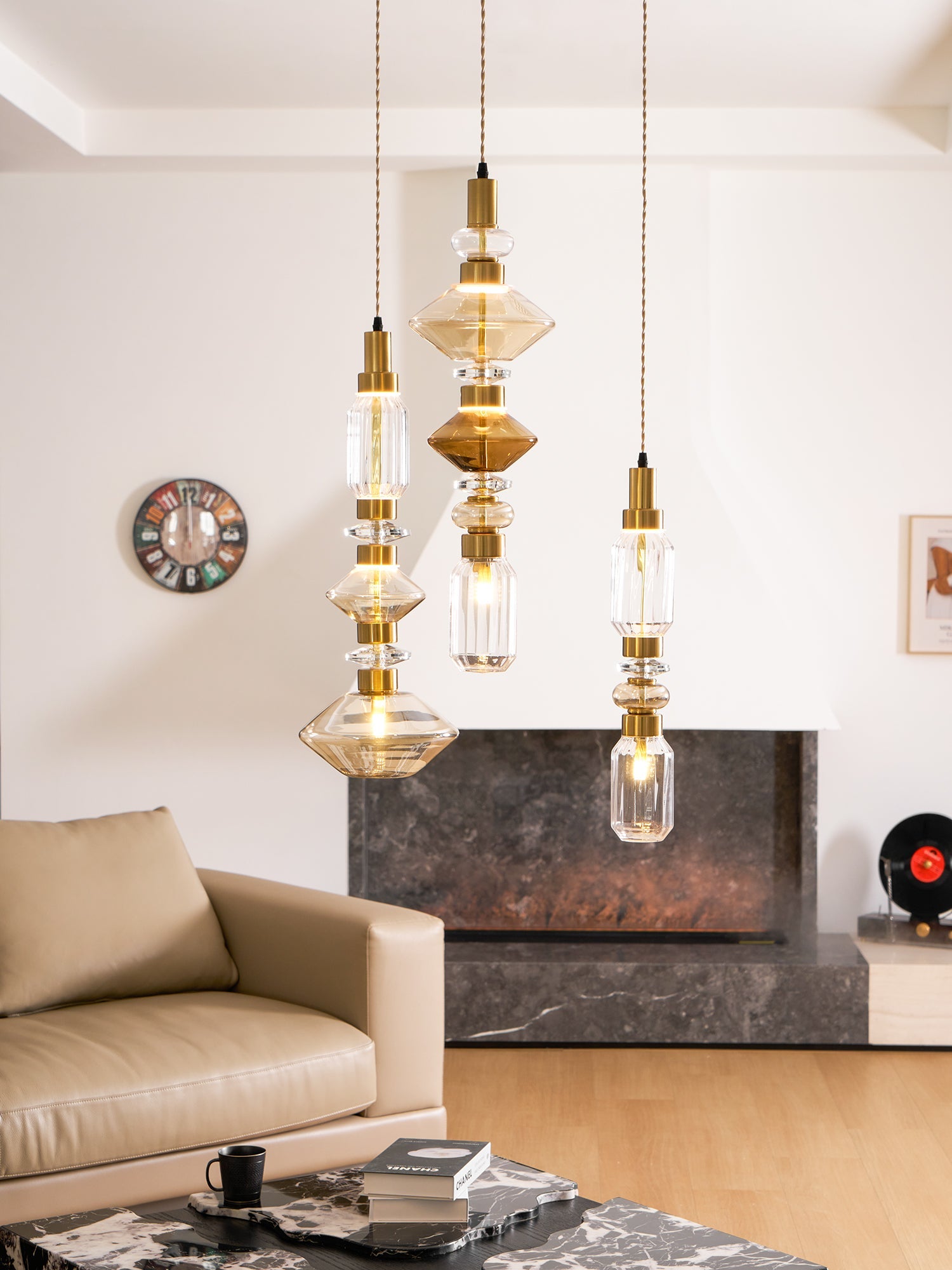 Liomium Pendant Light