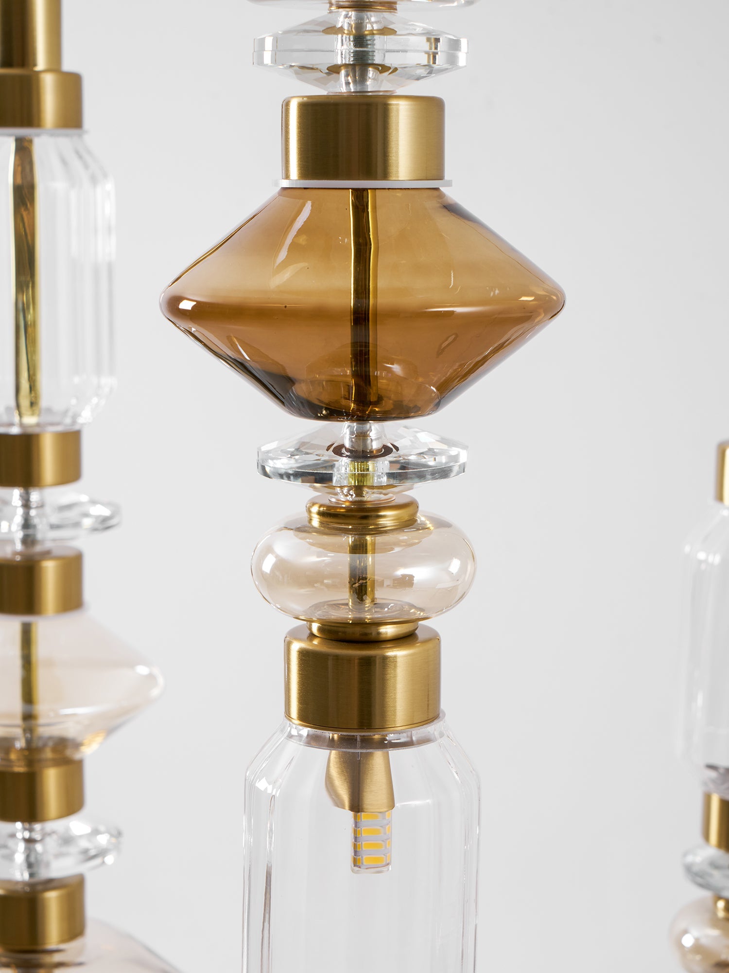 Liomium Pendant Light