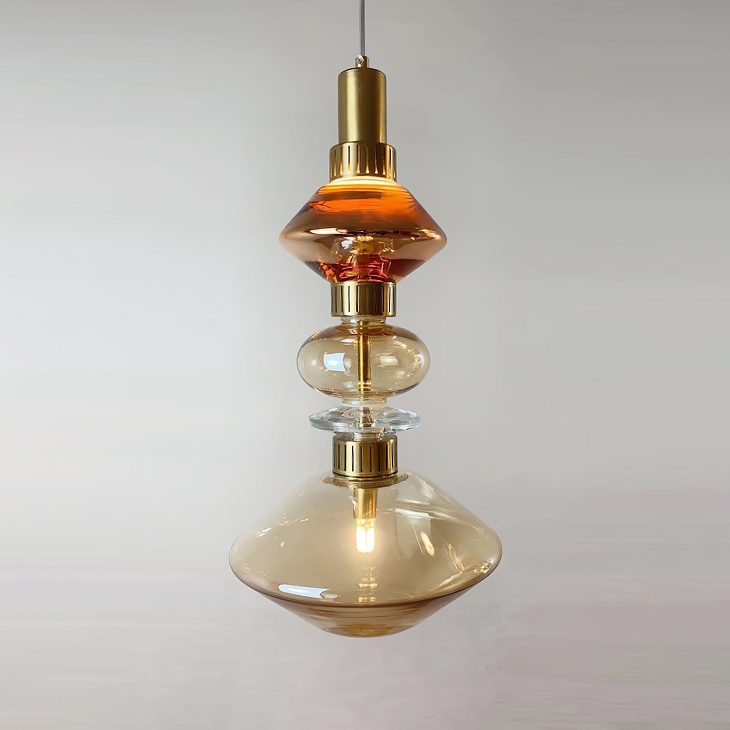 Liomium Pendant Light
