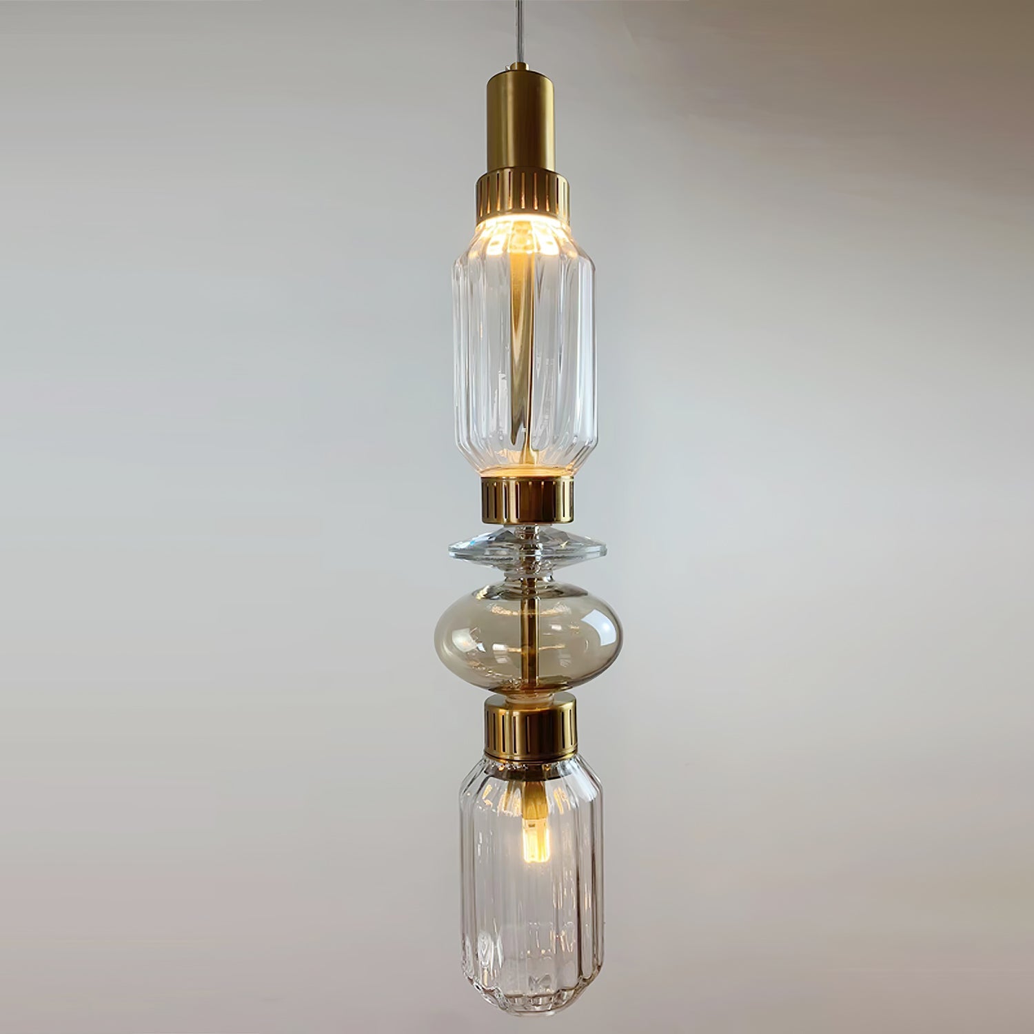 Liomium Pendant Light