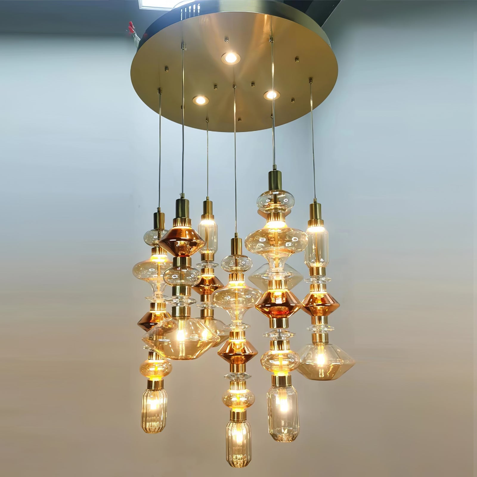 Liomium Pendant Light