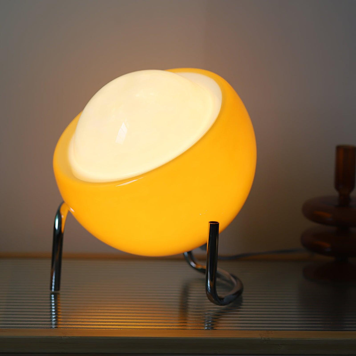 Soleyum Table Lamp