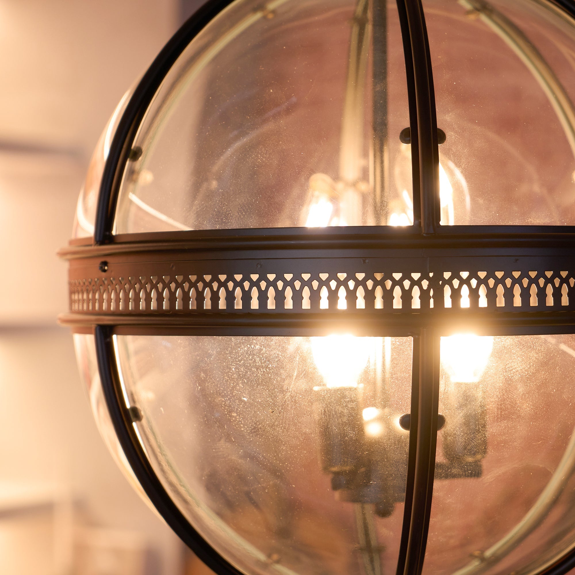 Lumonyn Pendant Light