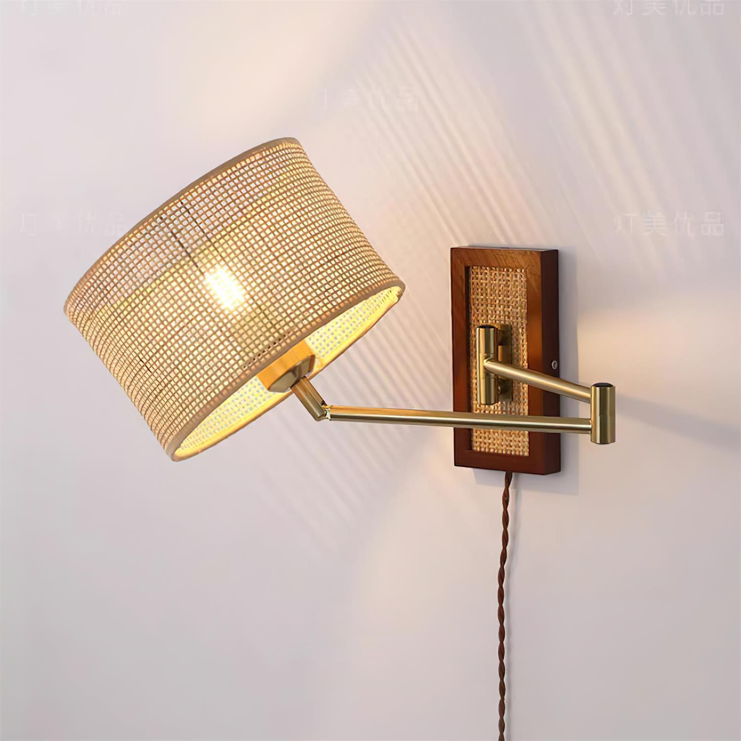 Lexliford Wall Light