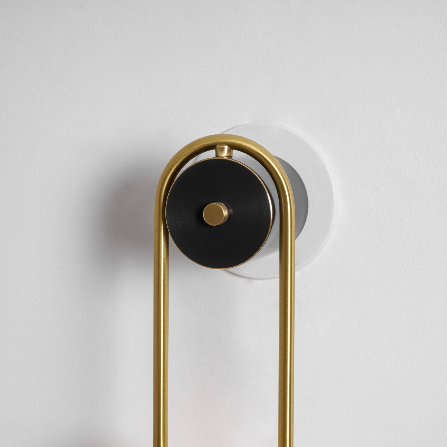 Kofaro Arc Wall Light