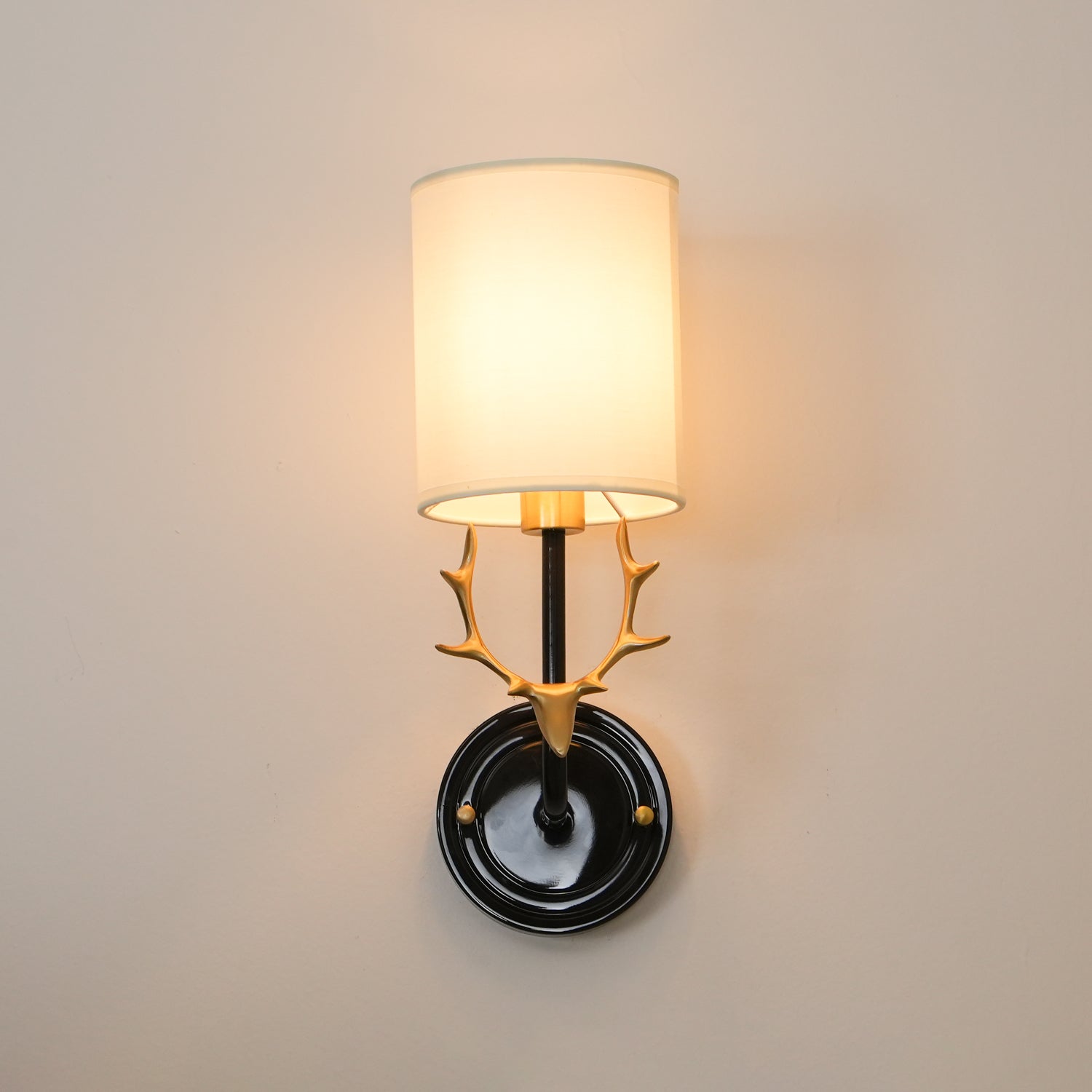Hayvale Deer Wall Light