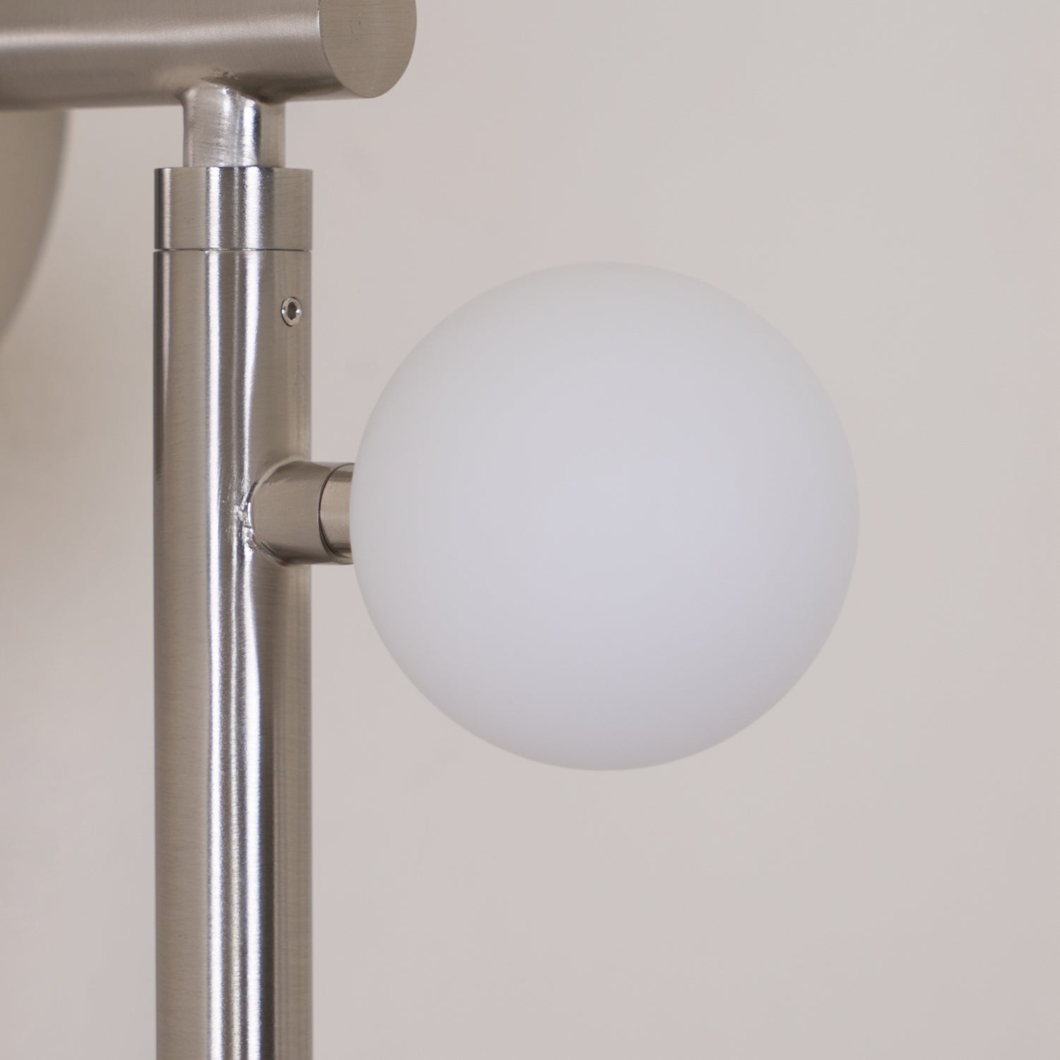 Koiafe Tube Wall Light