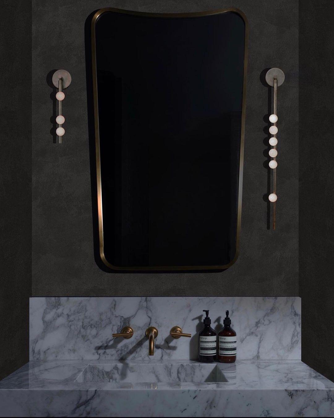 Koiafe Tube Wall Light