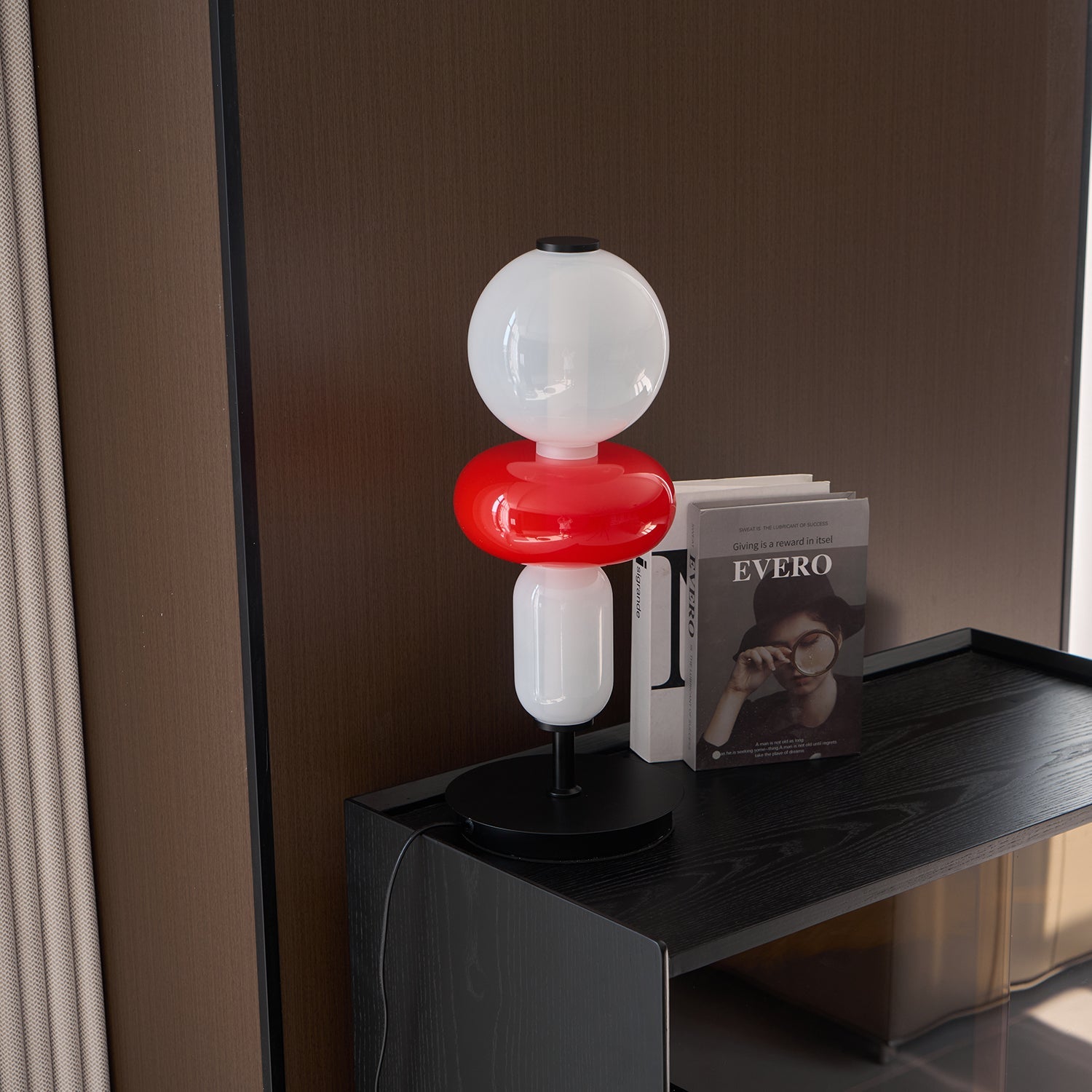 Daray Table Lamp