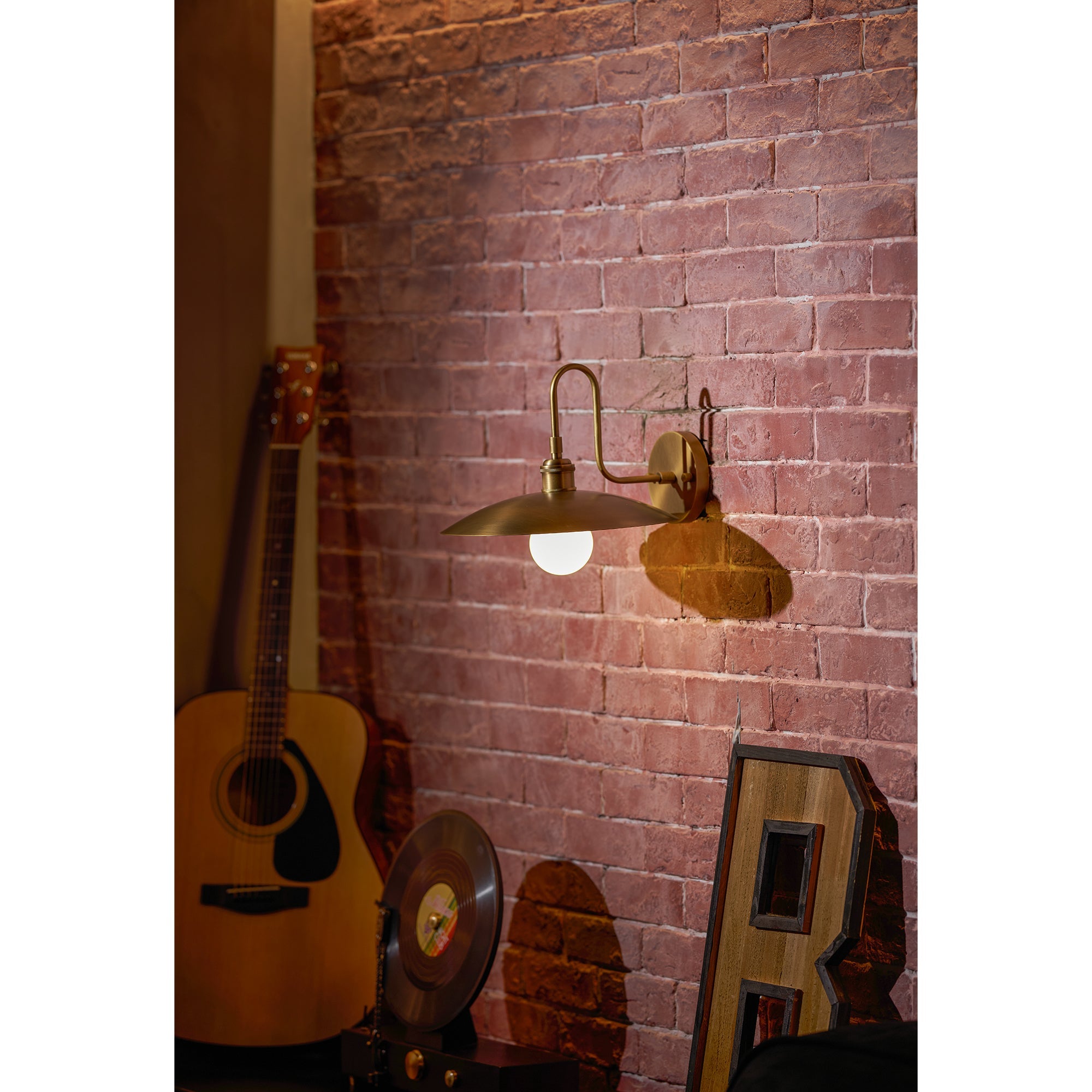 Fintono Wall Light