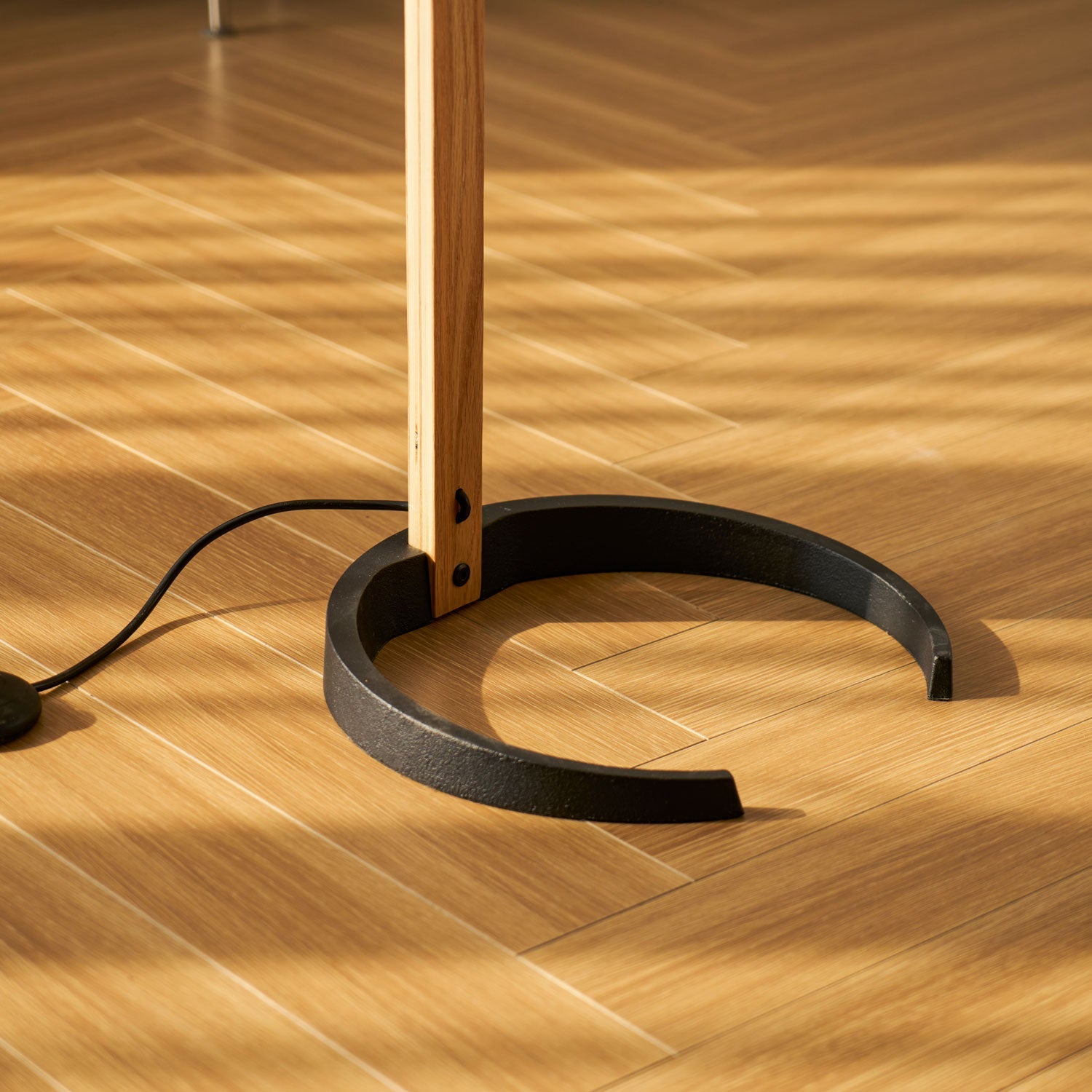 Avey Floor Lamp