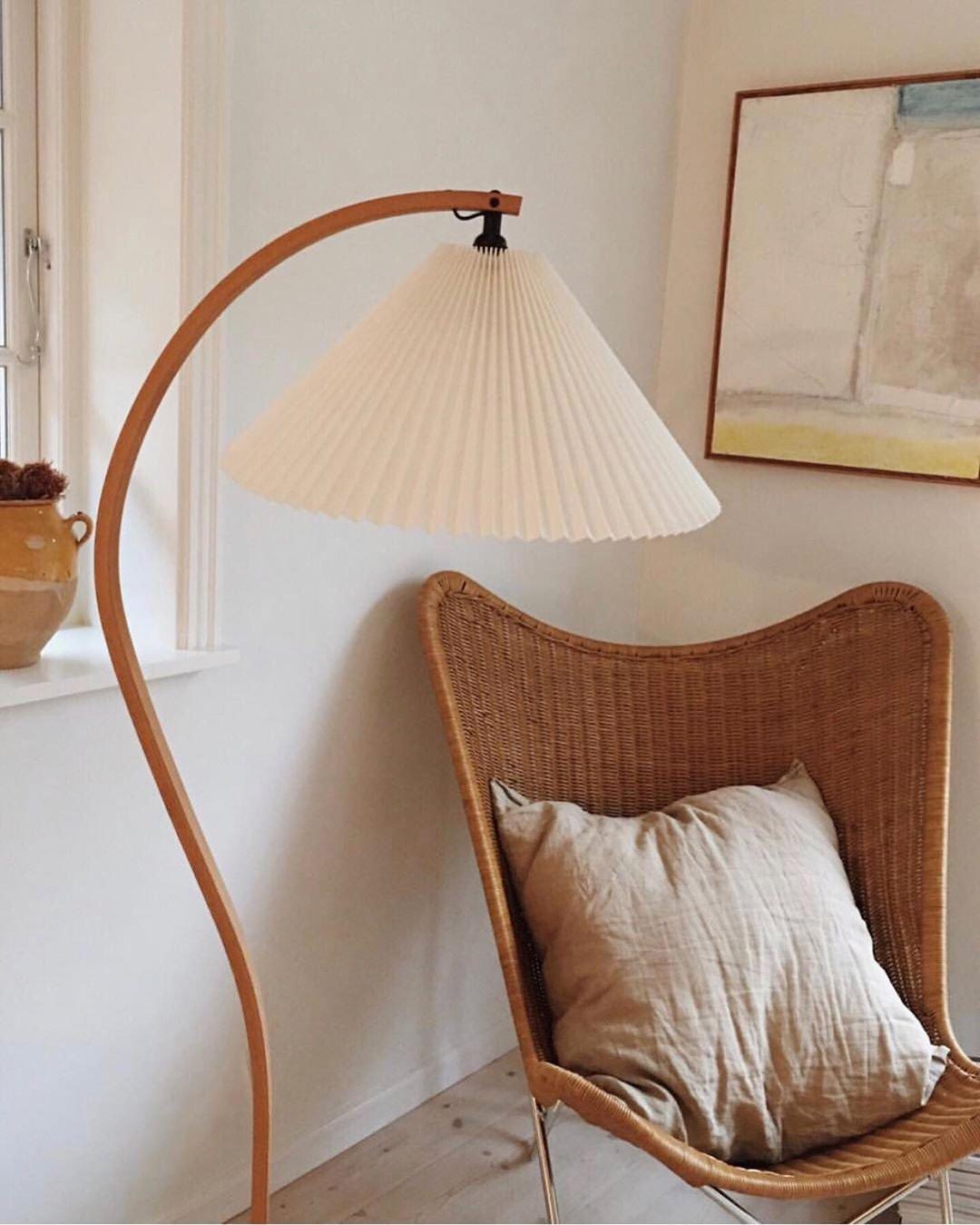 Avey Floor Lamp