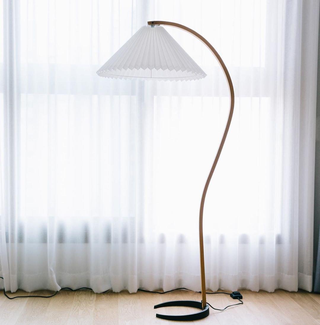 Avey Floor Lamp