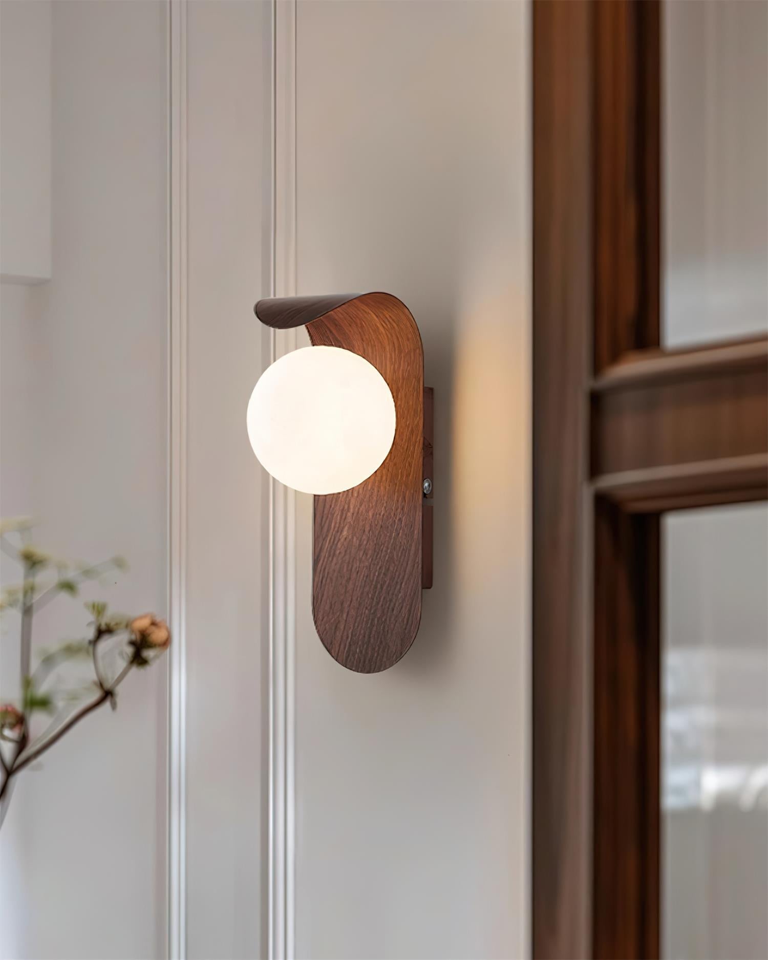 Axes Plug In Wall Light