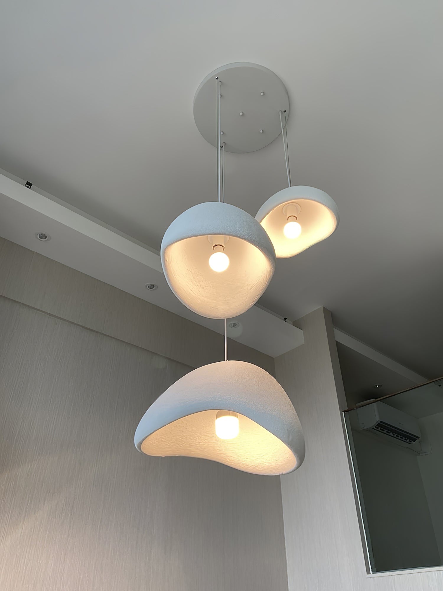 Noave Pendant Light