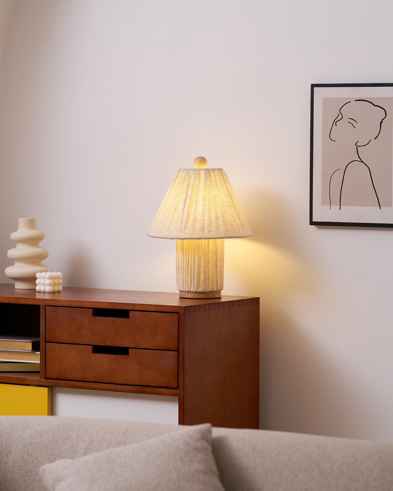 Zelenka Retro Table Lamp